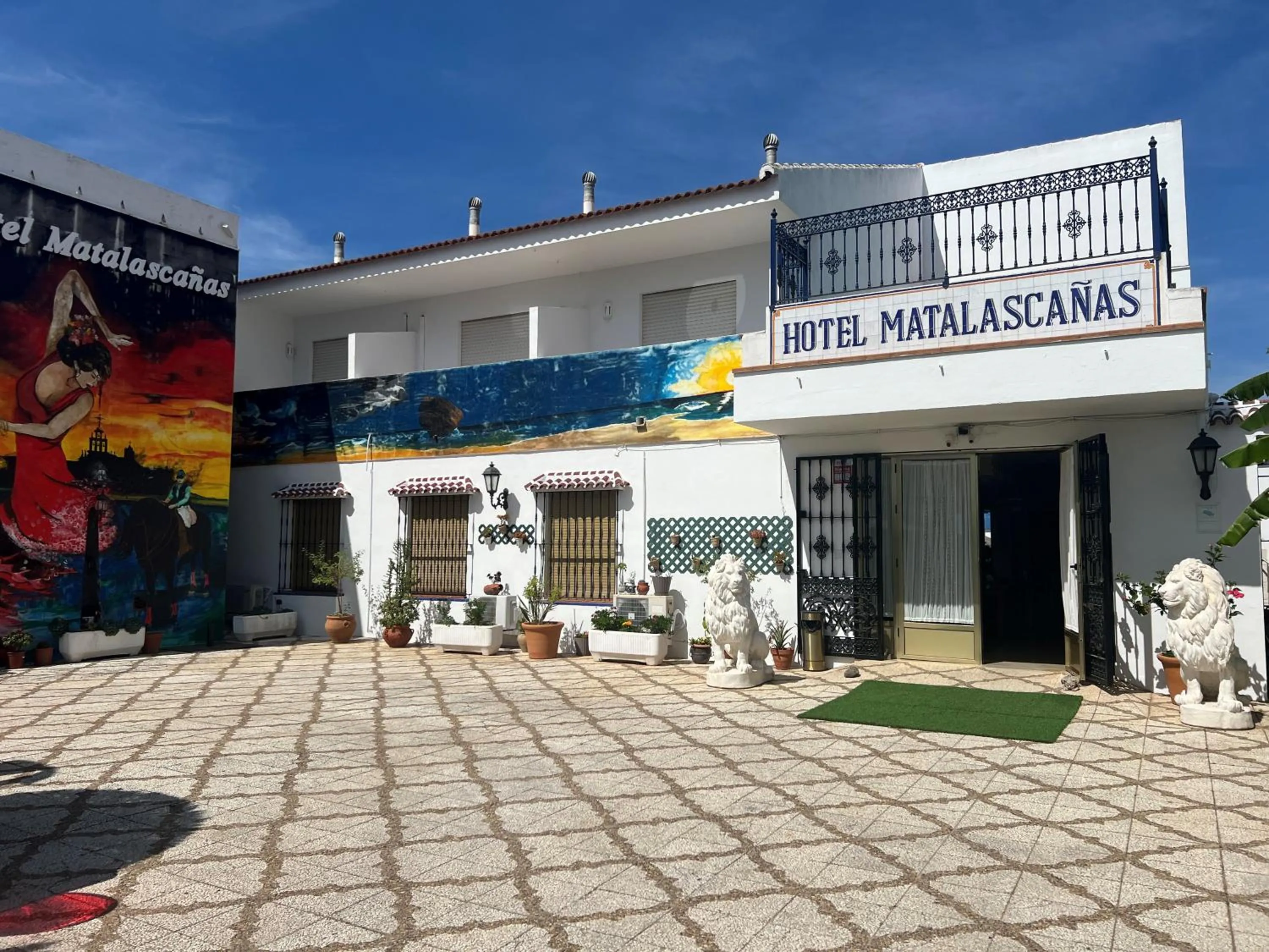 Property building in Hotel Matalascañas