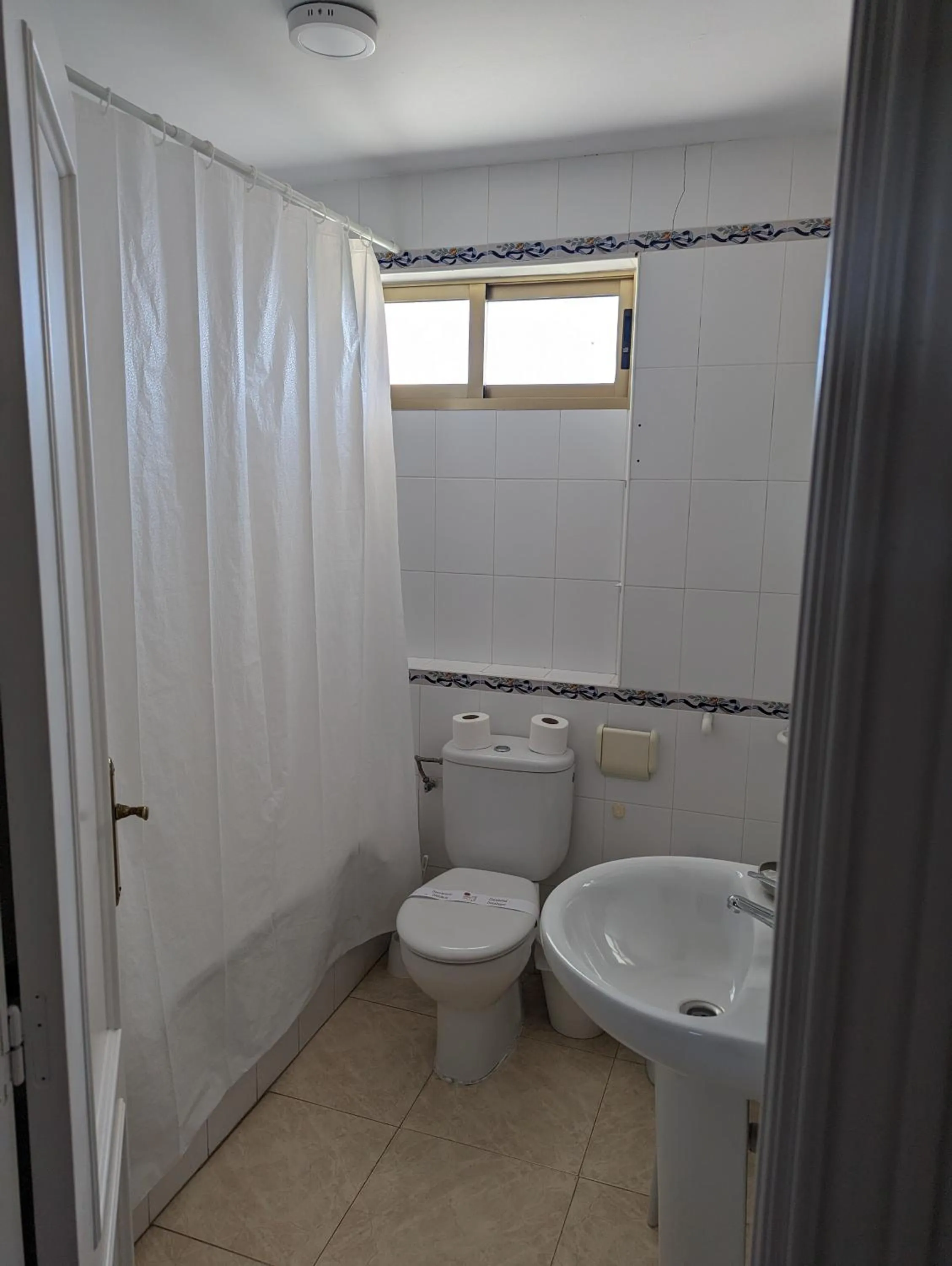 Bathroom in Hotel Matalascañas