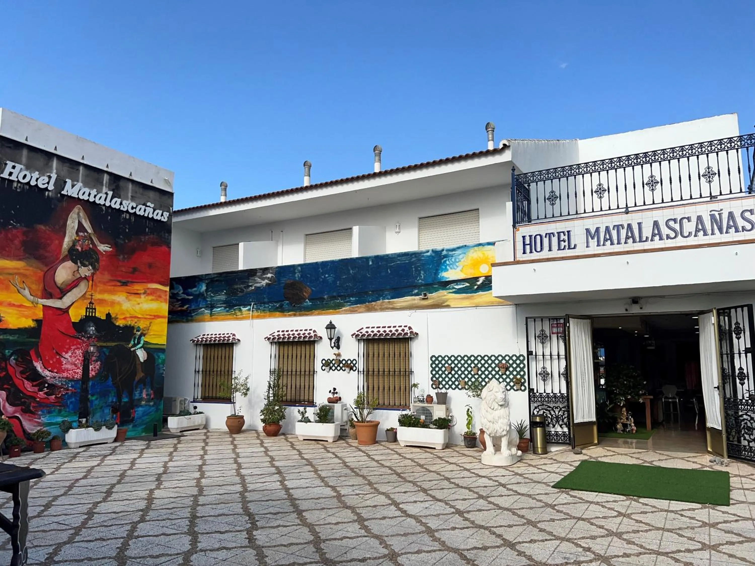 Property building in Hotel Matalascañas