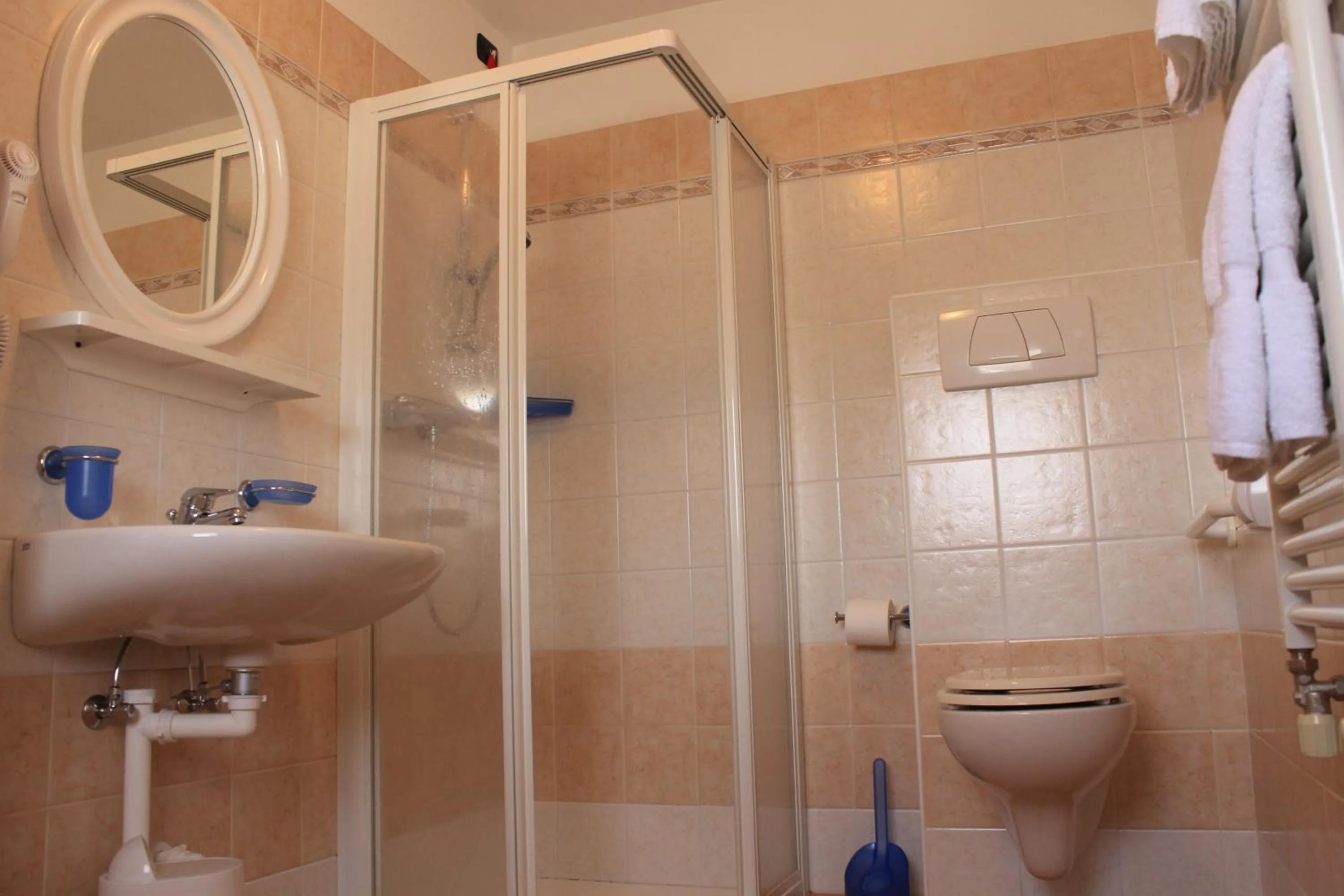 Bathroom in Hotel La Colombina