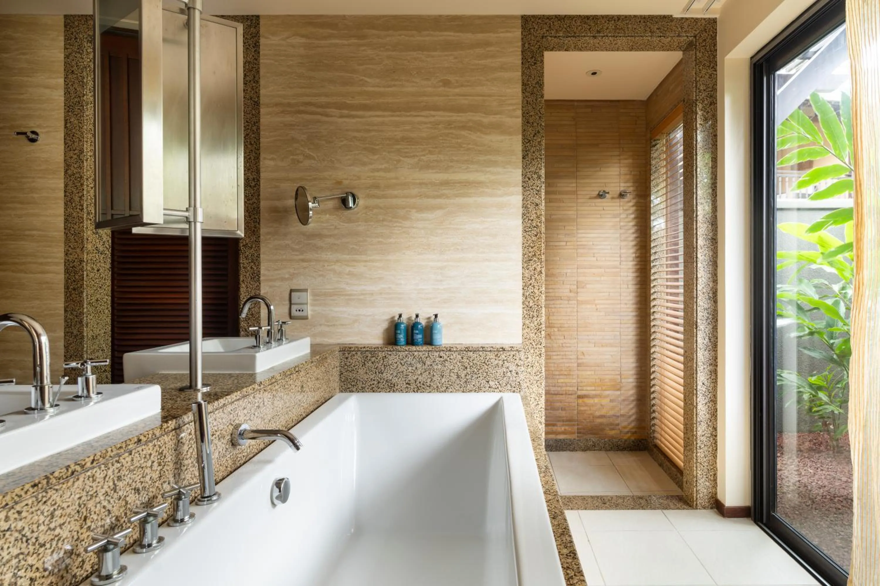 Bathroom in Constance Ephelia