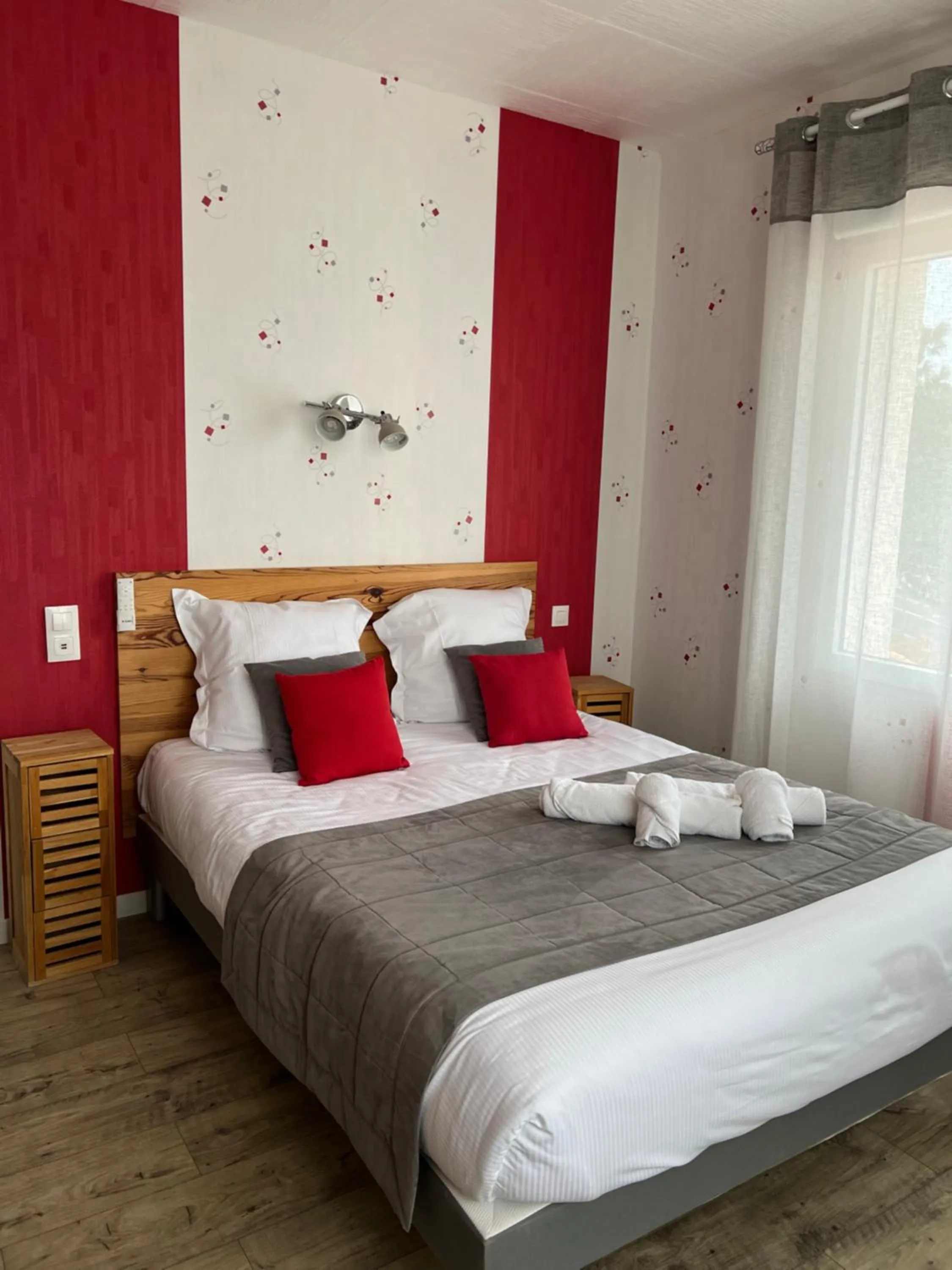 Bedroom, Bed in Au Petit Bonheur