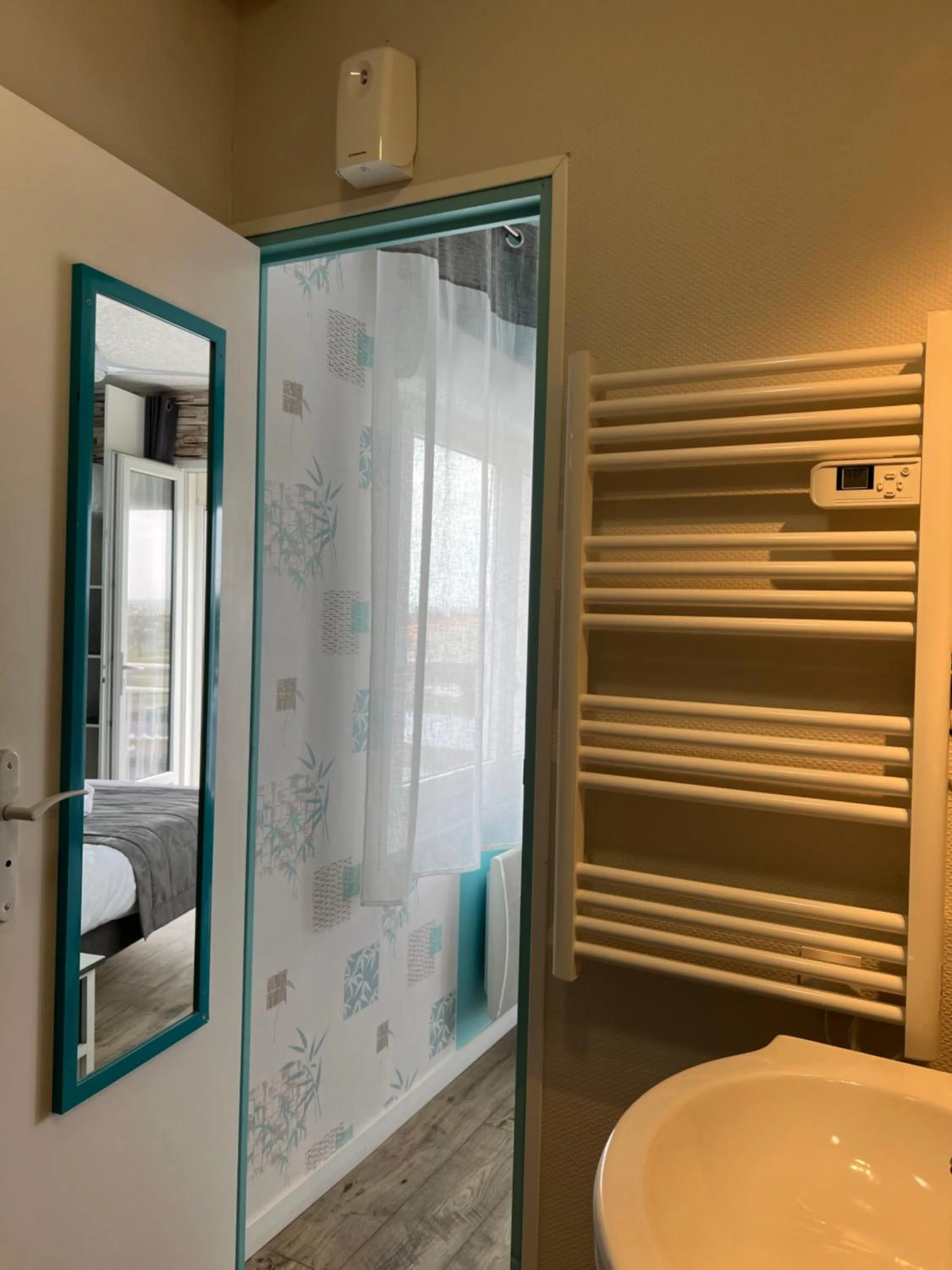 Bathroom in Au Petit Bonheur