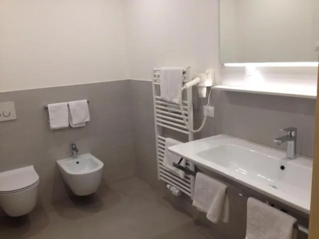 Bathroom in Hotel Silvana