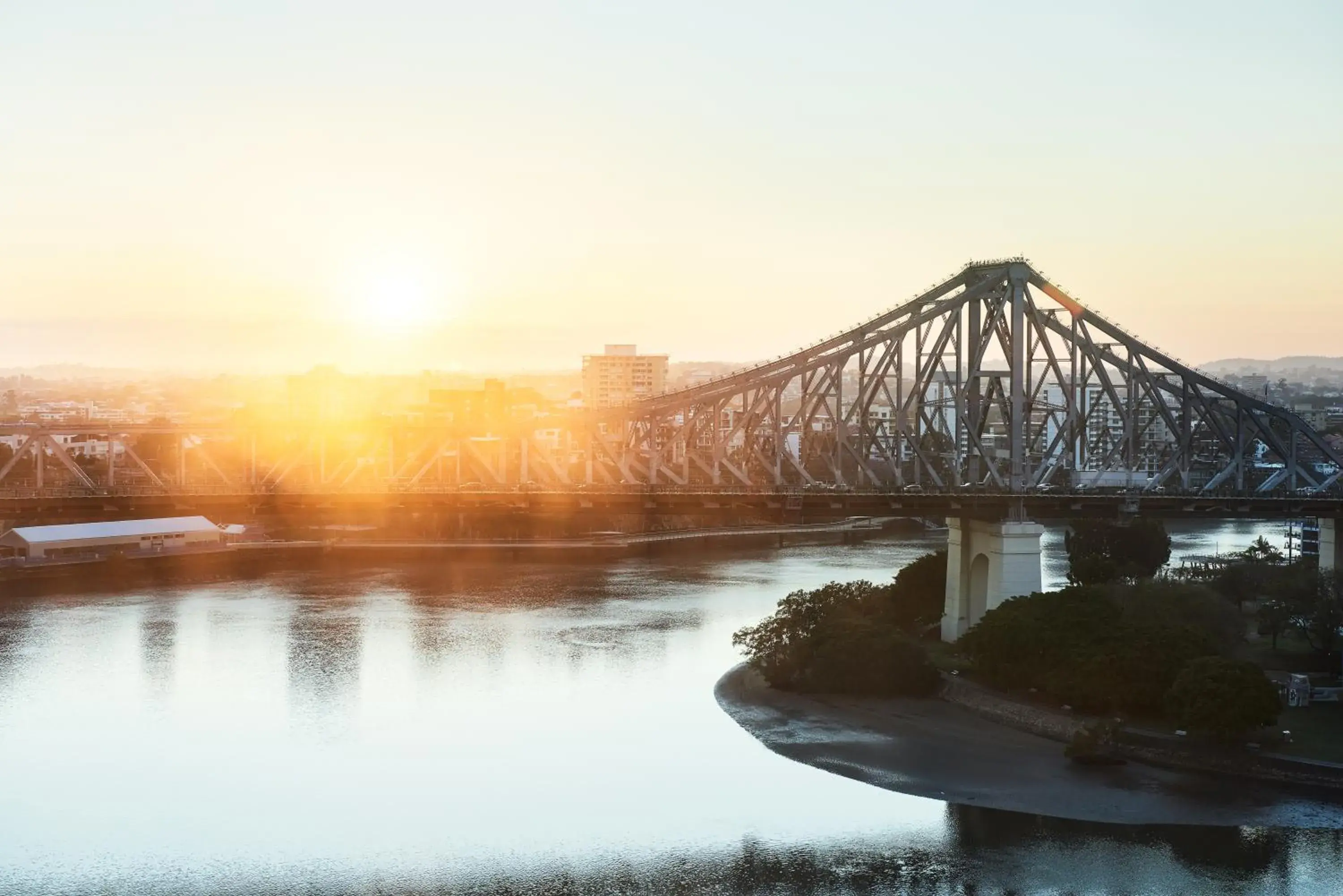 Guest Room, 1 King, Story Bridge View in Brisbane Marriott Hotel Guest Room, 1 King, Story Bridge View in Brisbane Marriott Hotel