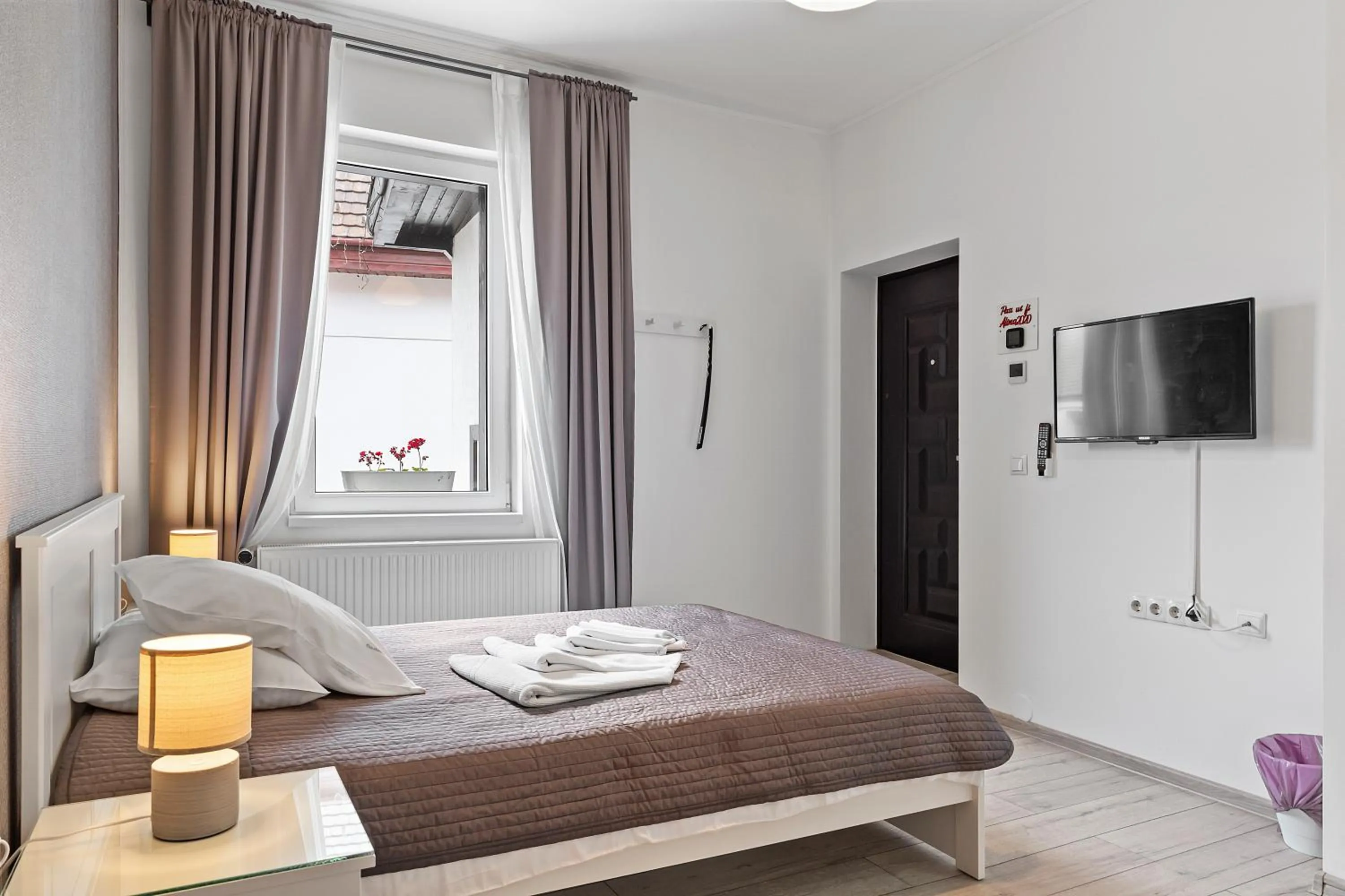 Property building, Bed in Pensiunea Alina "Adults Only"