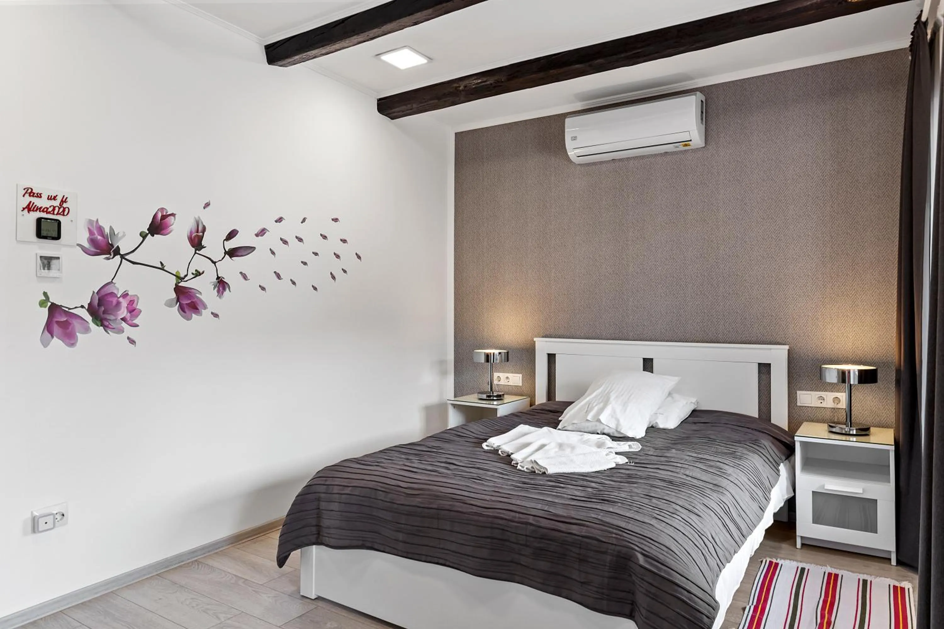 Property building, Bed in Pensiunea Alina "Adults Only"