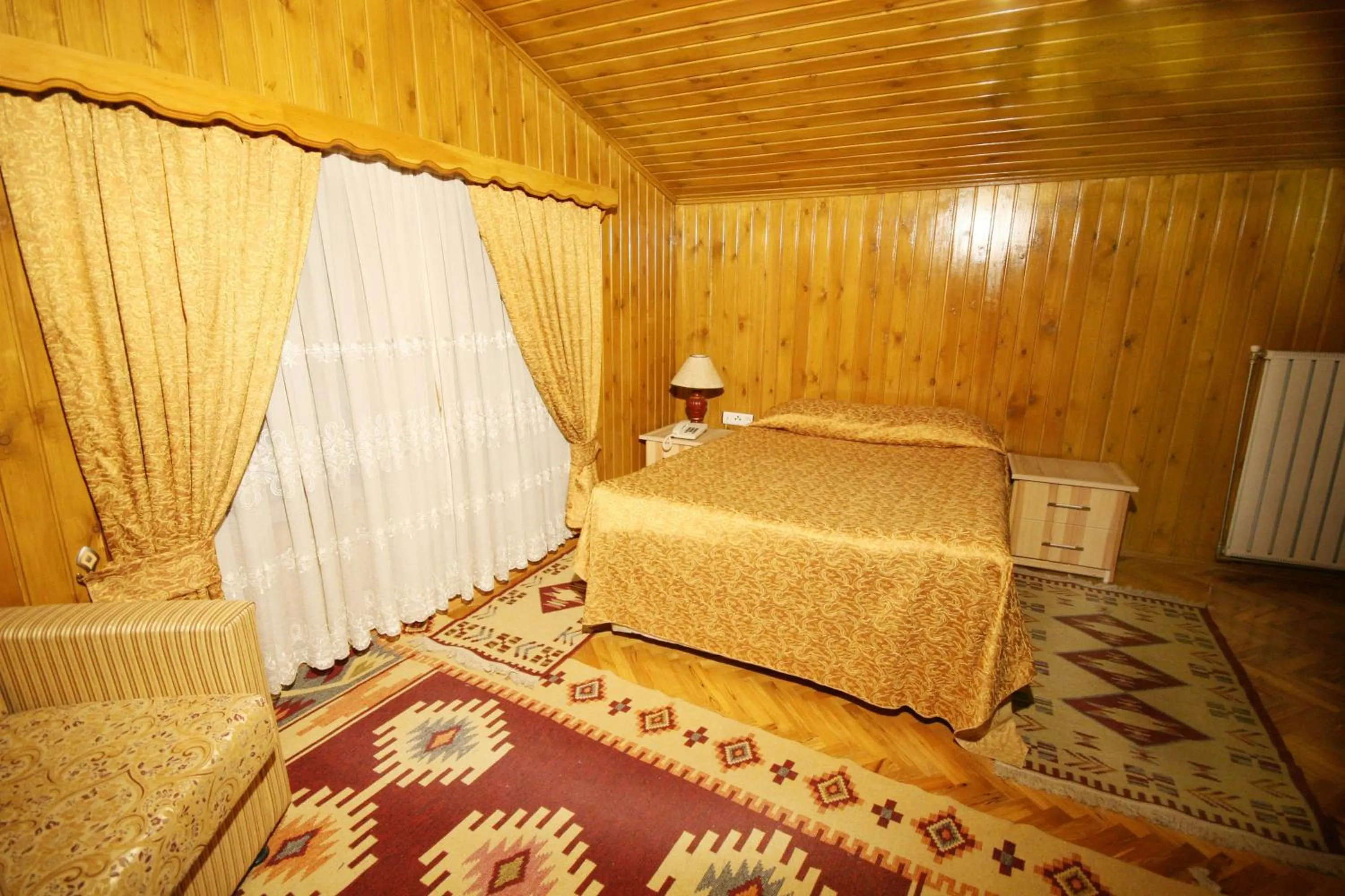 Photo of the whole room, Bed in Beypazari Ipekyolu Konagi