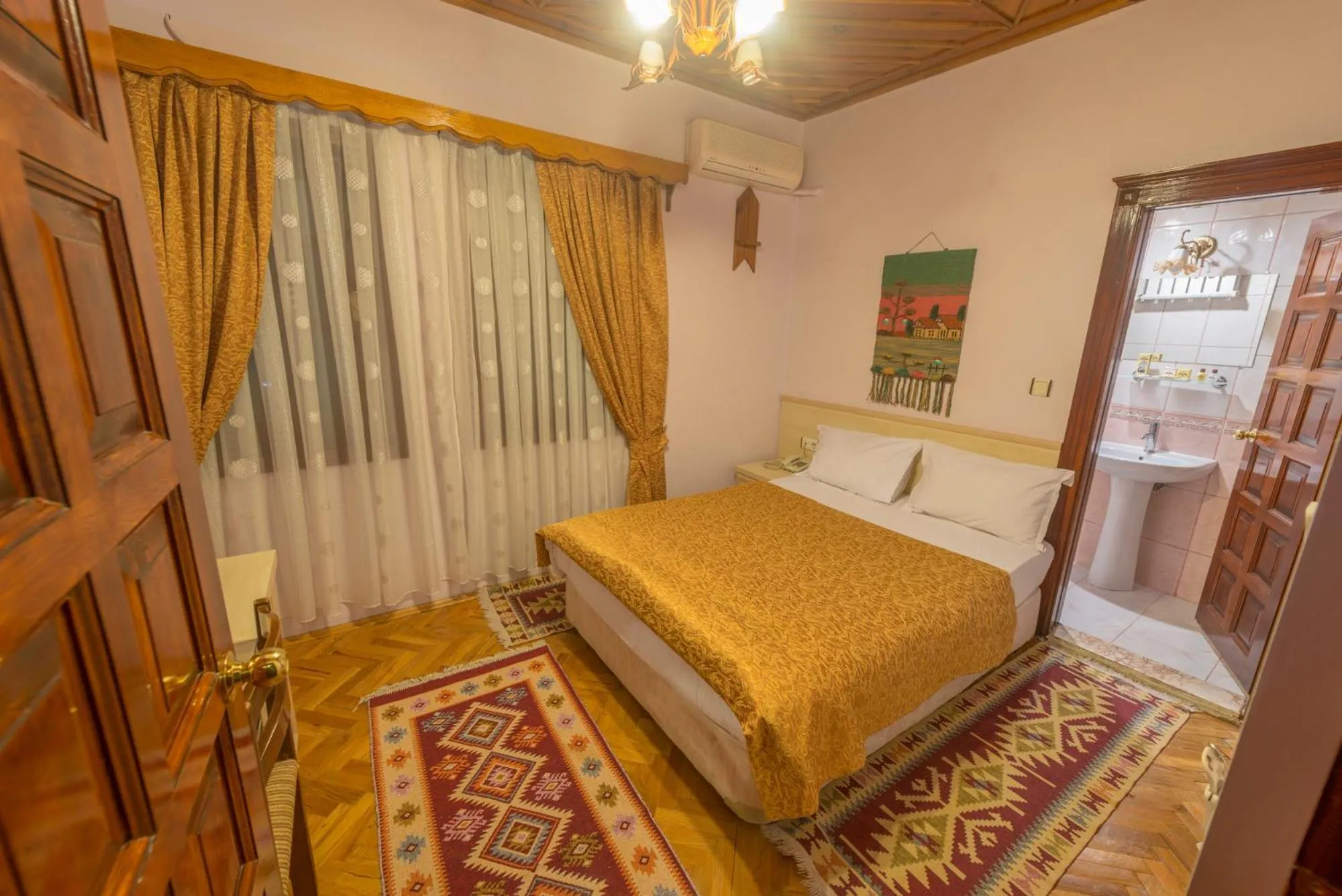 Bed in Beypazari Ipekyolu Konagi