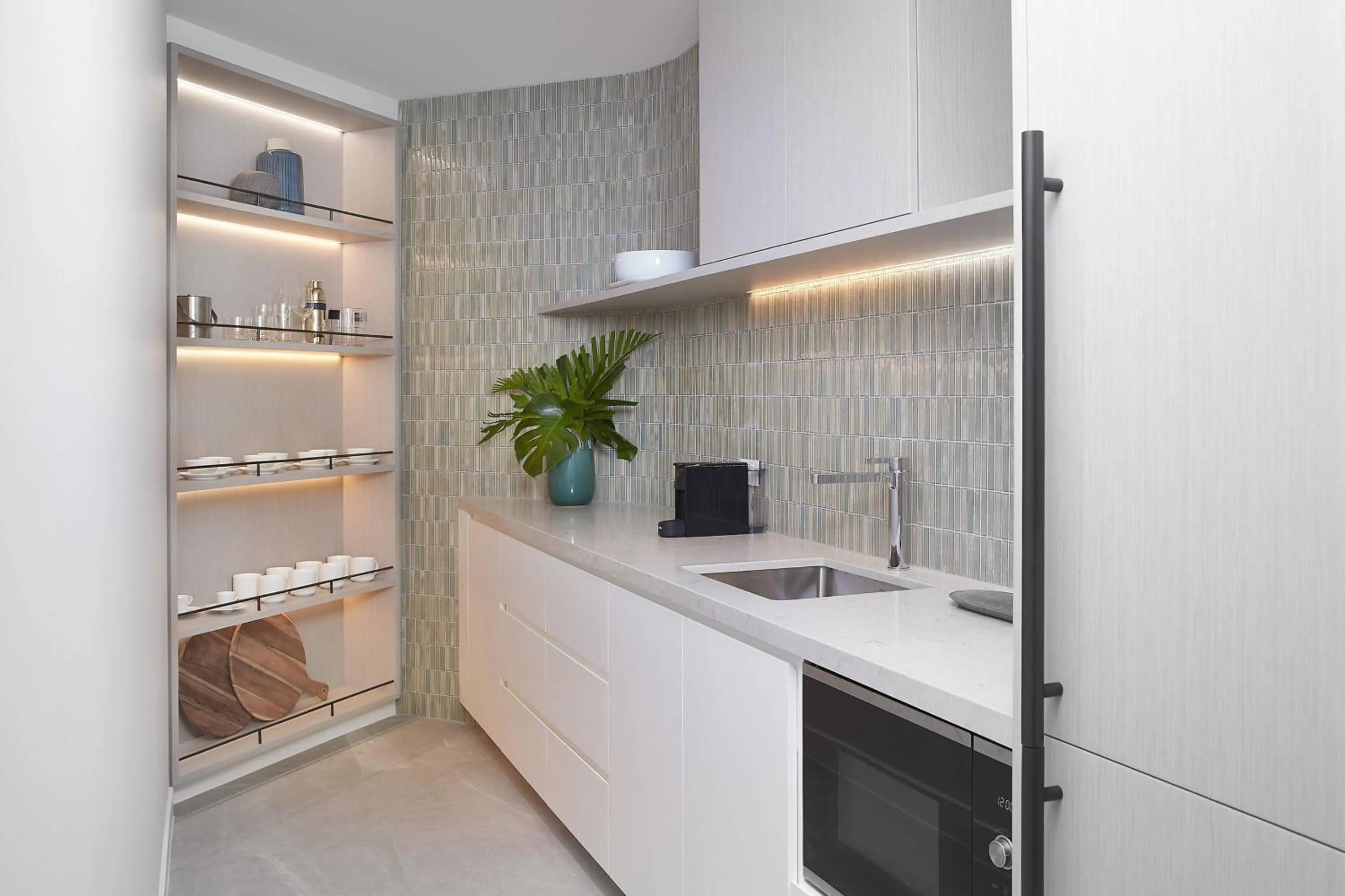 Photo of the whole room in JW Marriott Gold Coast Resort & Spa