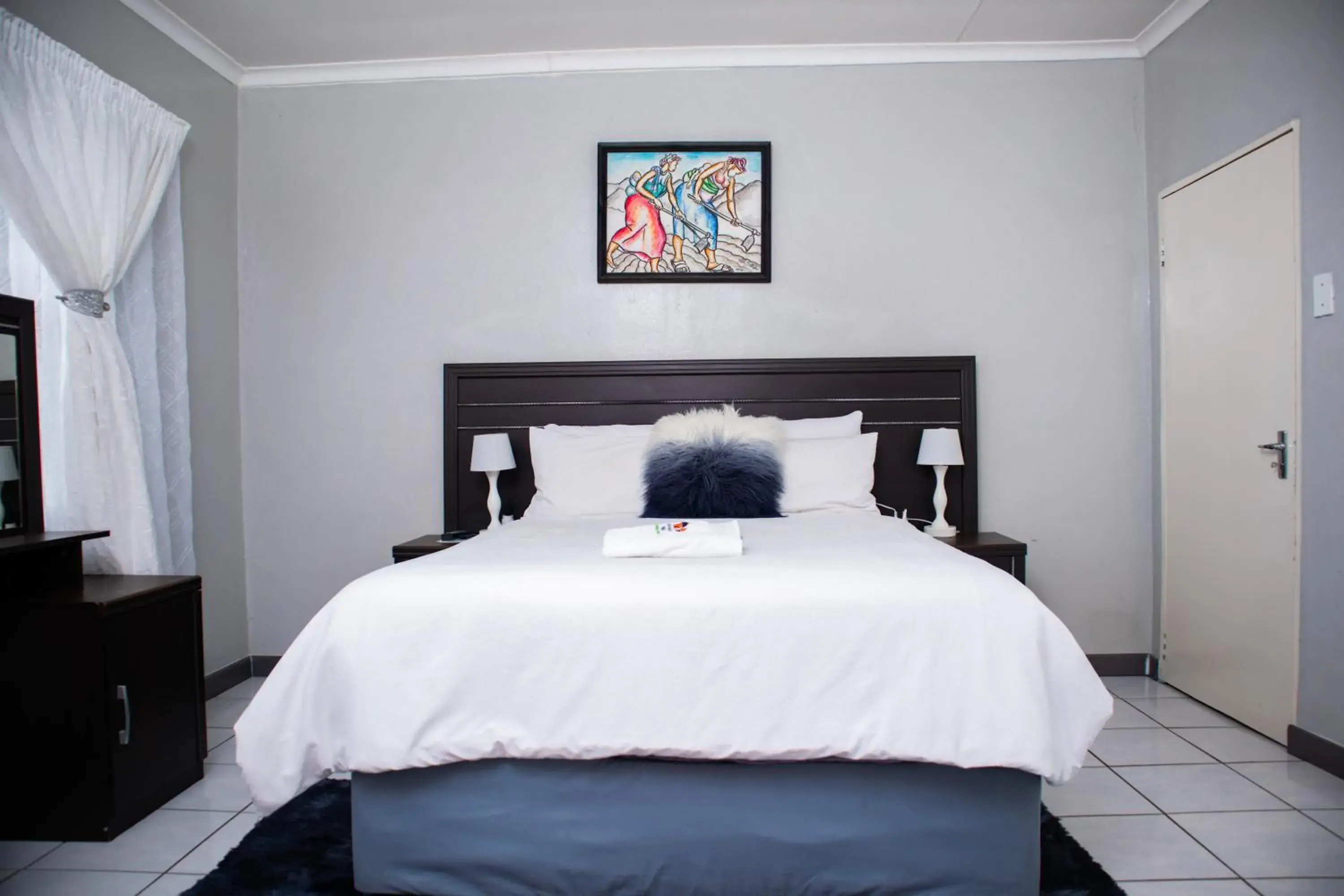 Double Room - single occupancy in Noble Hearts Bed & Breakfast Double Room - single occupancy in Noble Hearts Bed & Breakfast