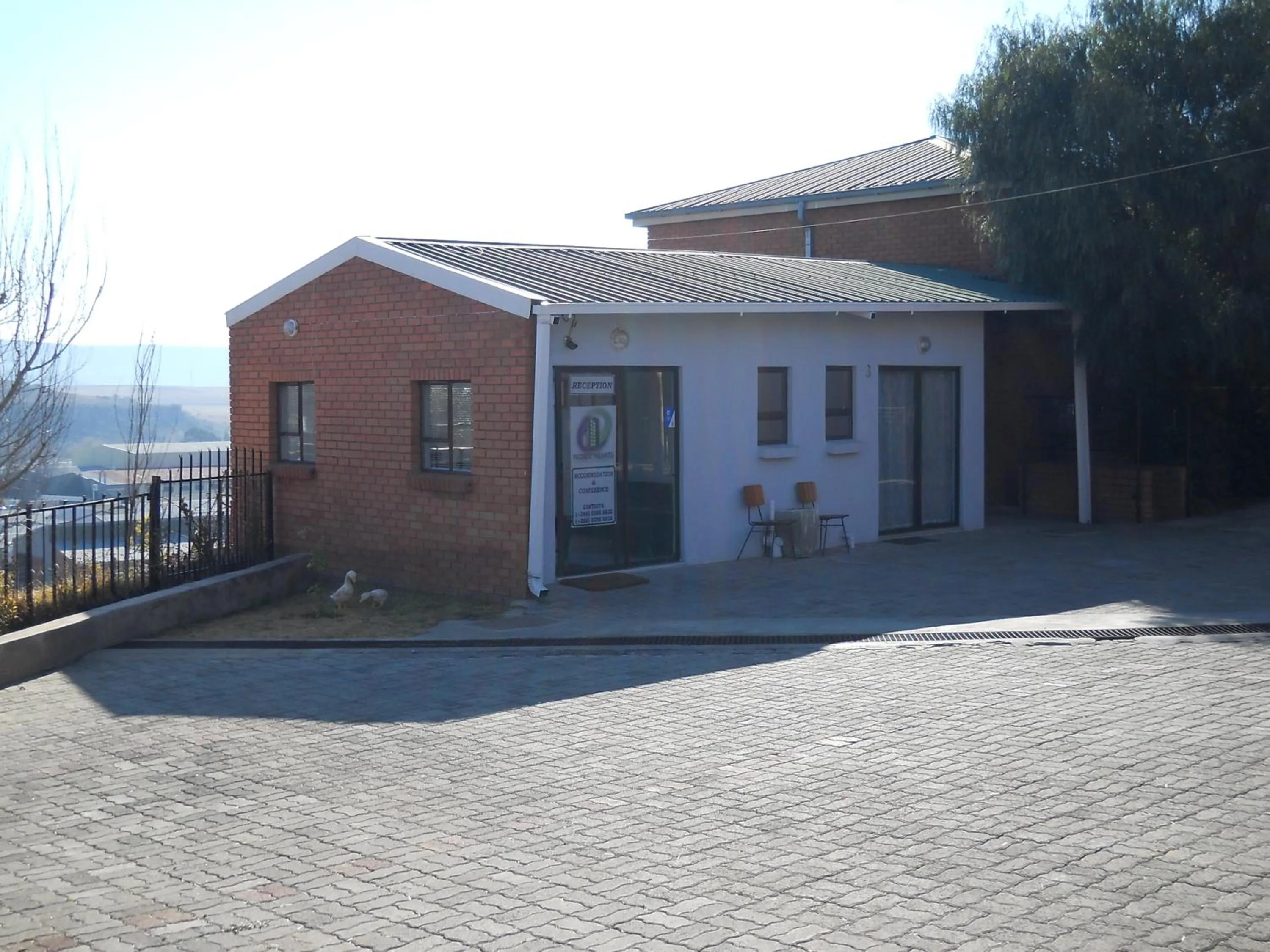 Property building in Noble Hearts Bed & Breakfast