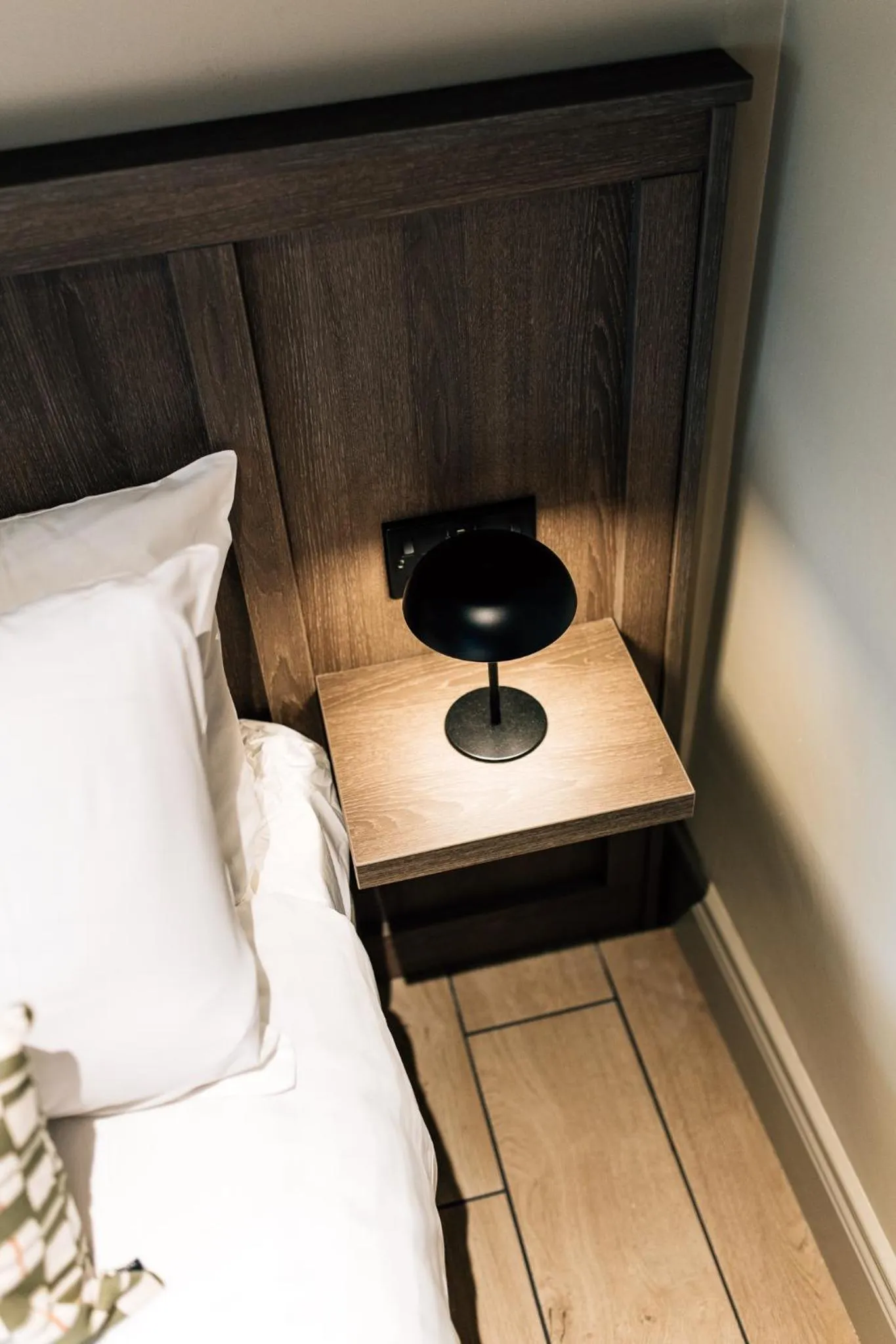 Bedroom, Bed in The Nines