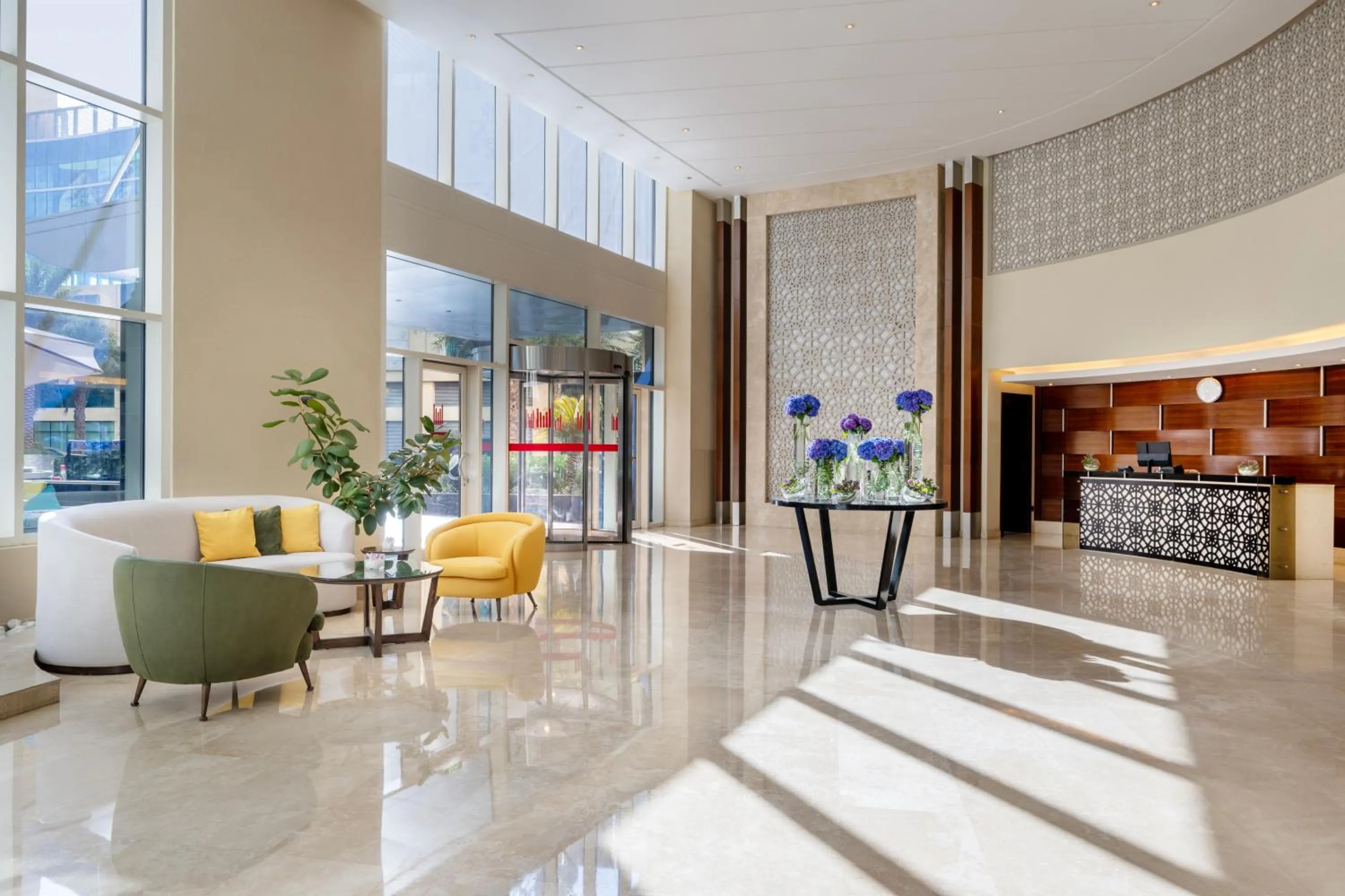 Lobby or reception in Grand Millennium Al Wahda Executive Apartments
