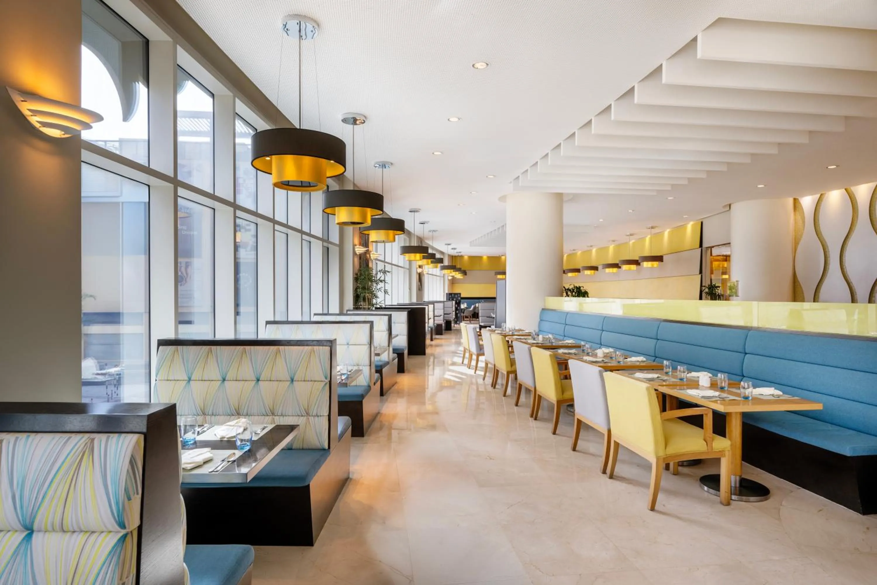 Restaurant/places to eat in Grand Millennium Al Wahda Executive Apartments