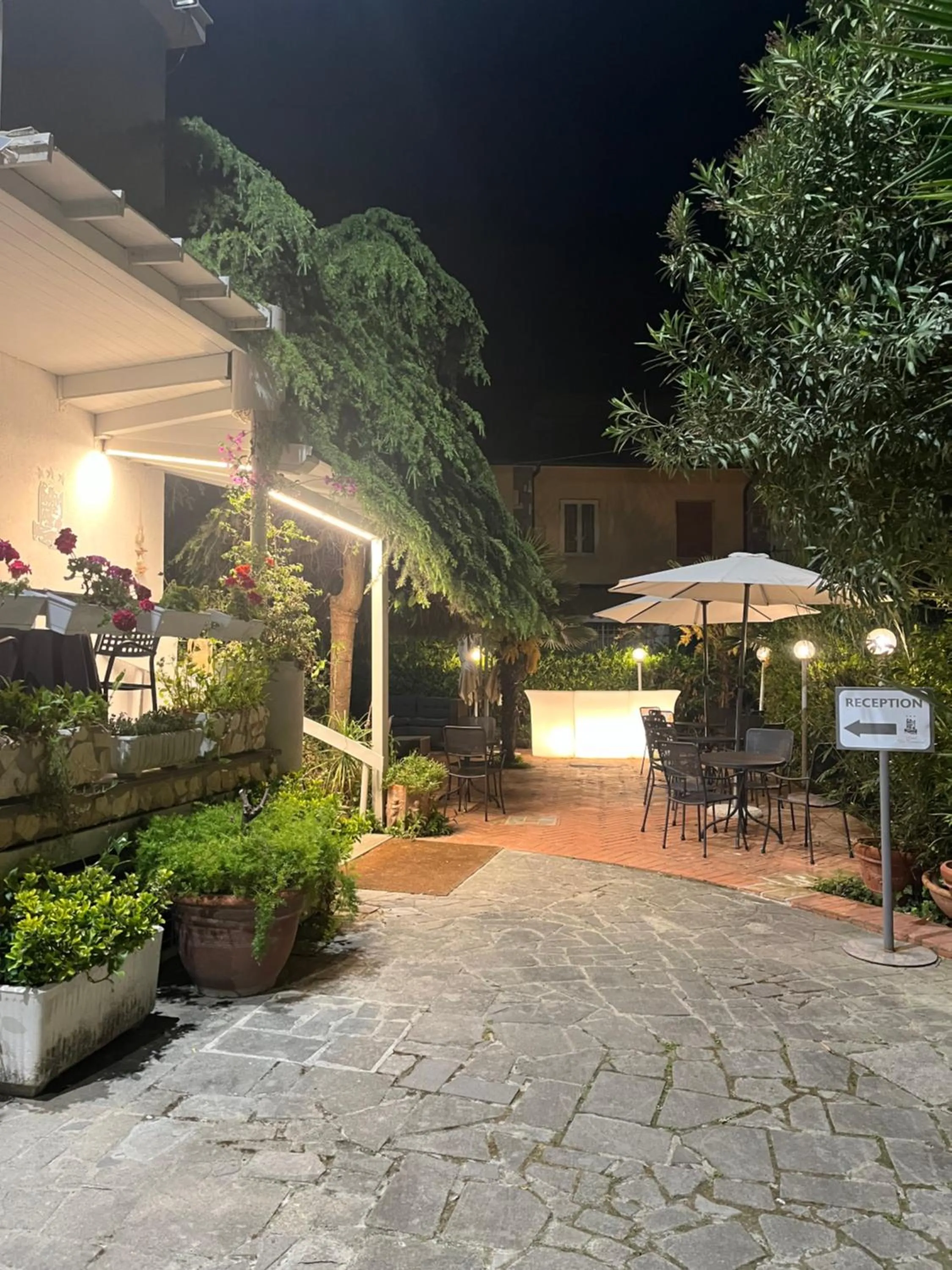 Property building in Hotel La Torraccia
