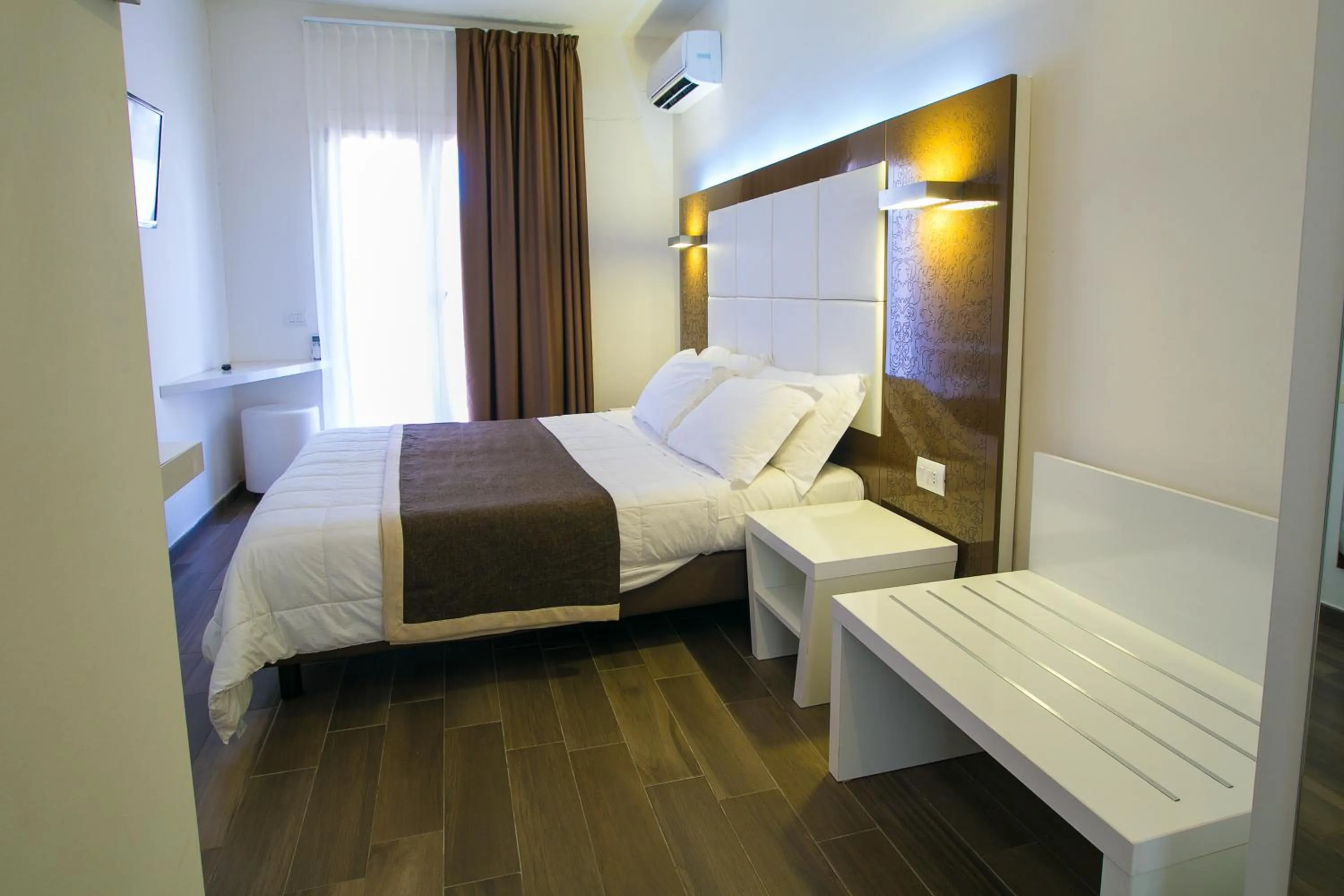 Photo of the whole room, Bed in Hotel La Torraccia