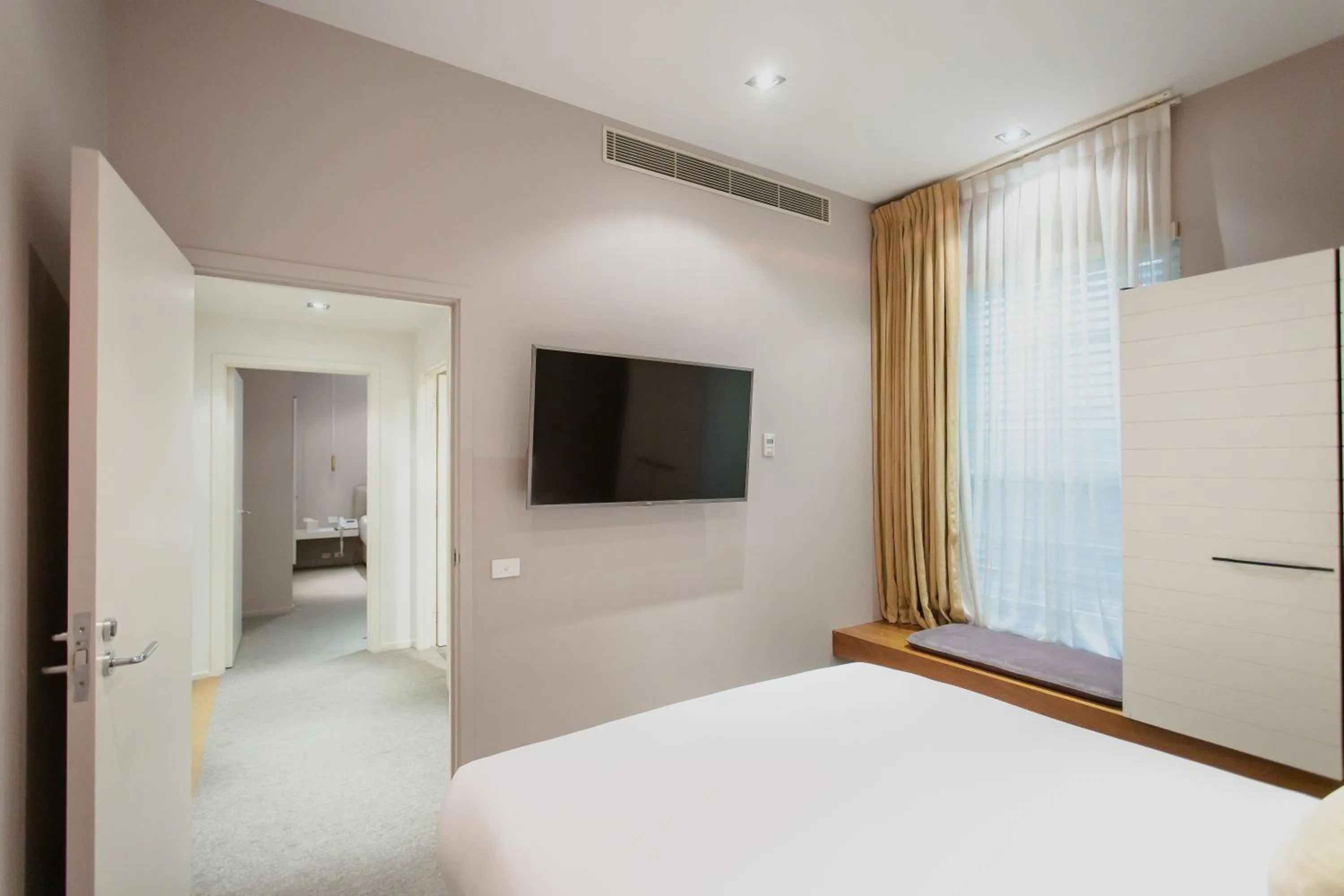 Bedroom, Bed in The Prince