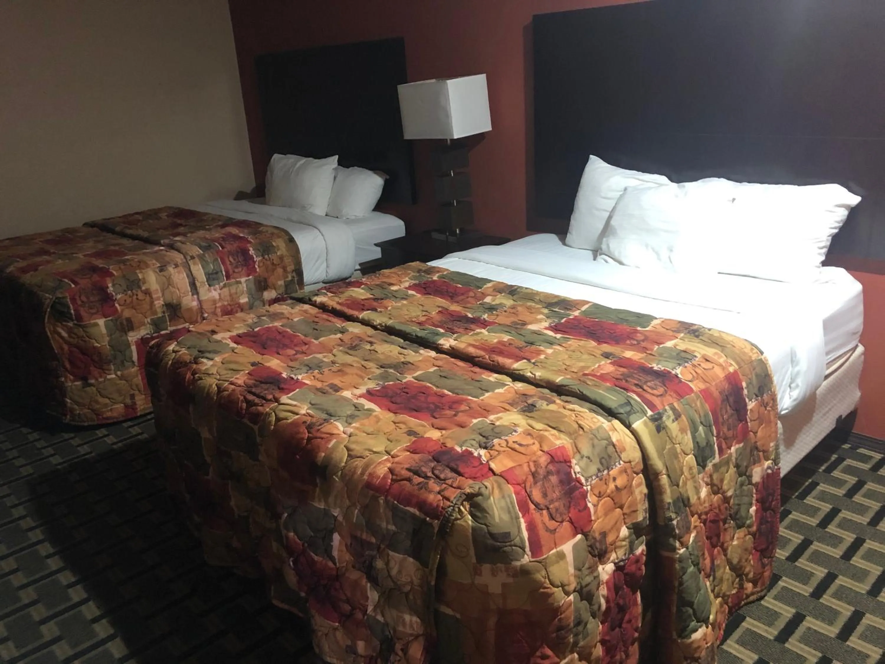 Bed in Executive Inn Woodward