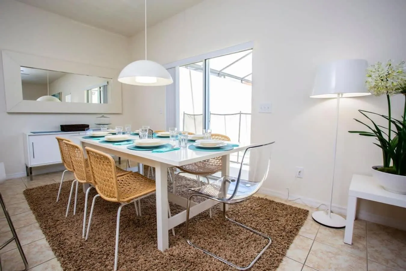 Four Bedrooms Townhouse 4563