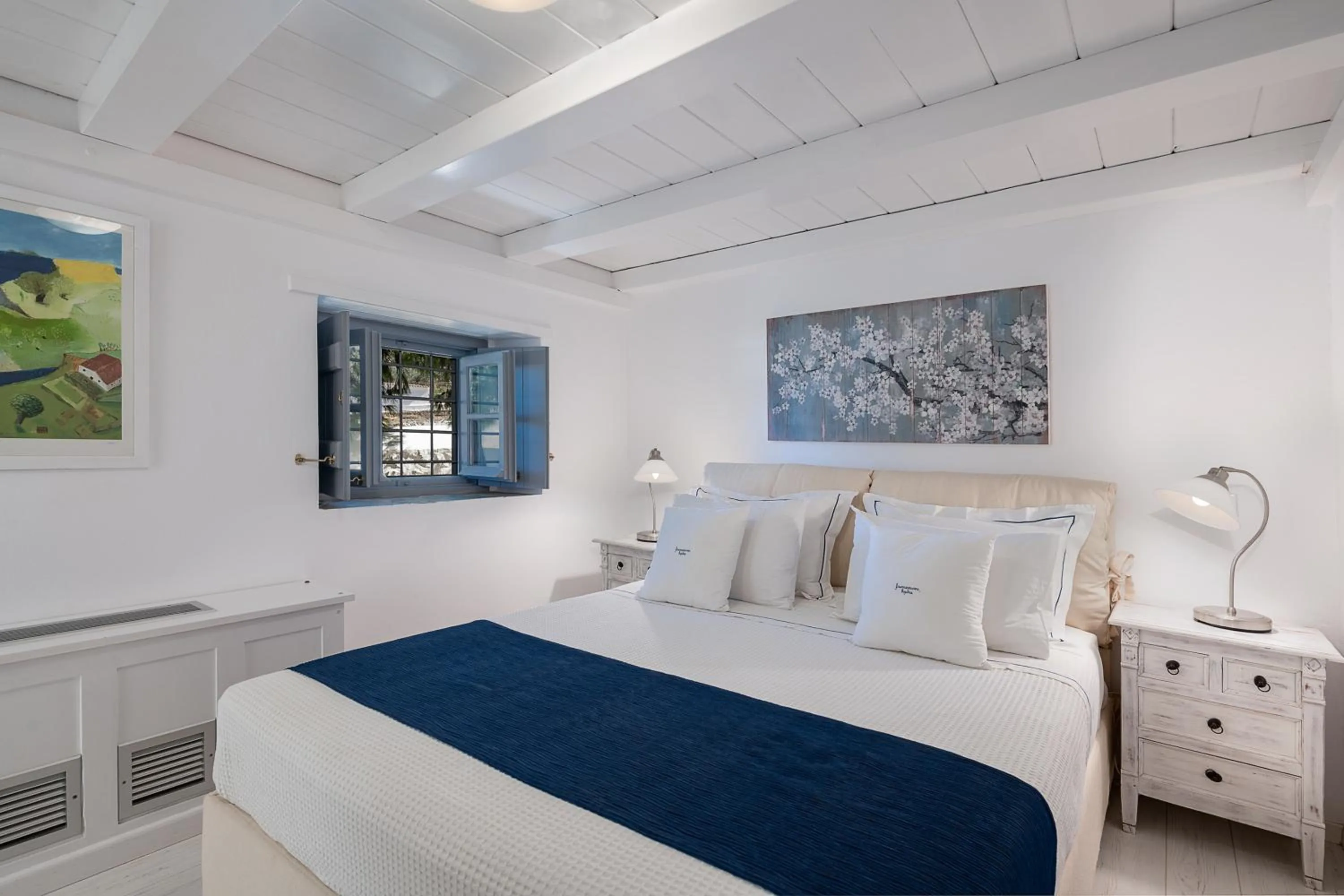 Bed in Bellevalia Hydra - Formerly Four Seasons Hydra