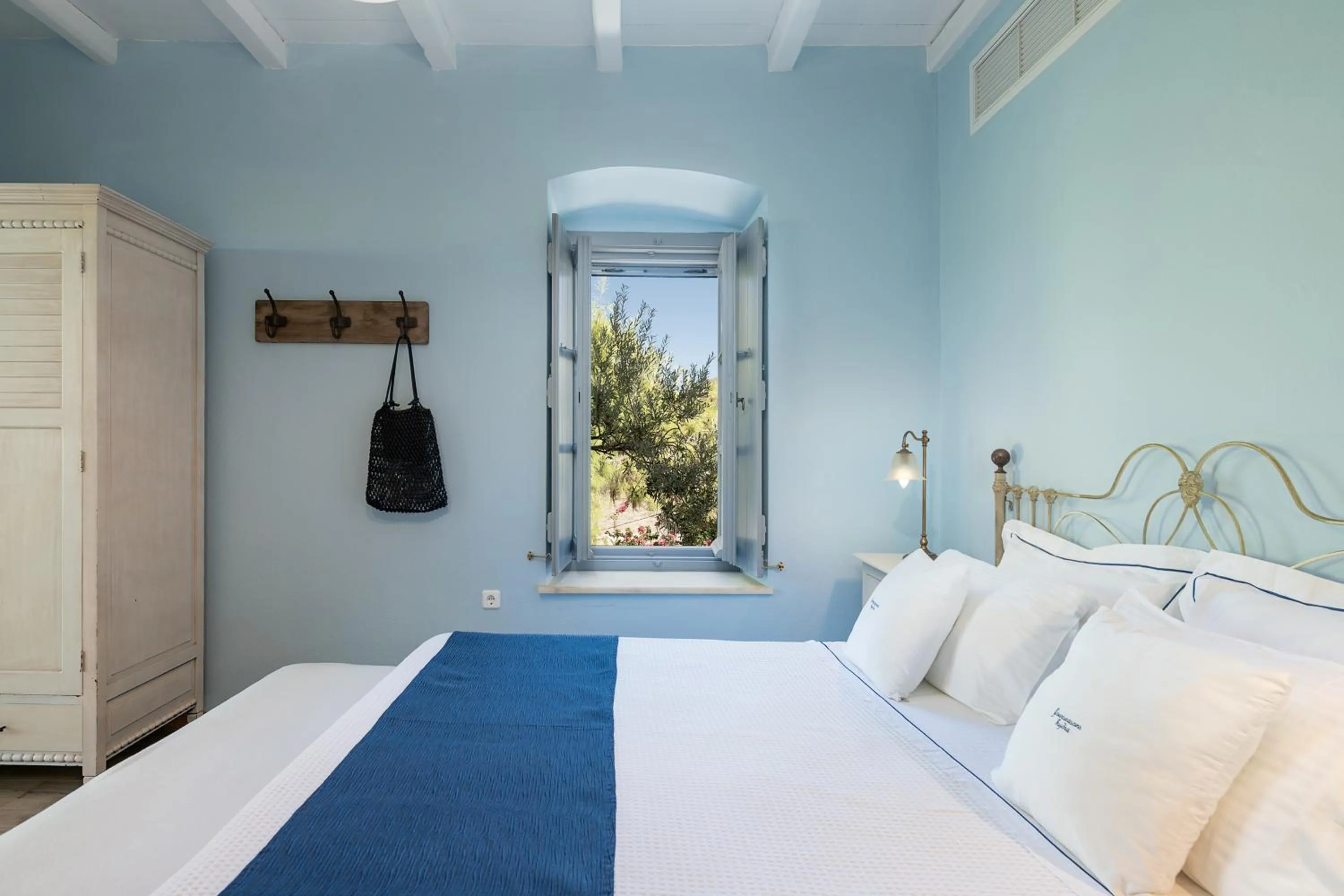 Bed in Bellevalia Hydra - Formerly Four Seasons Hydra