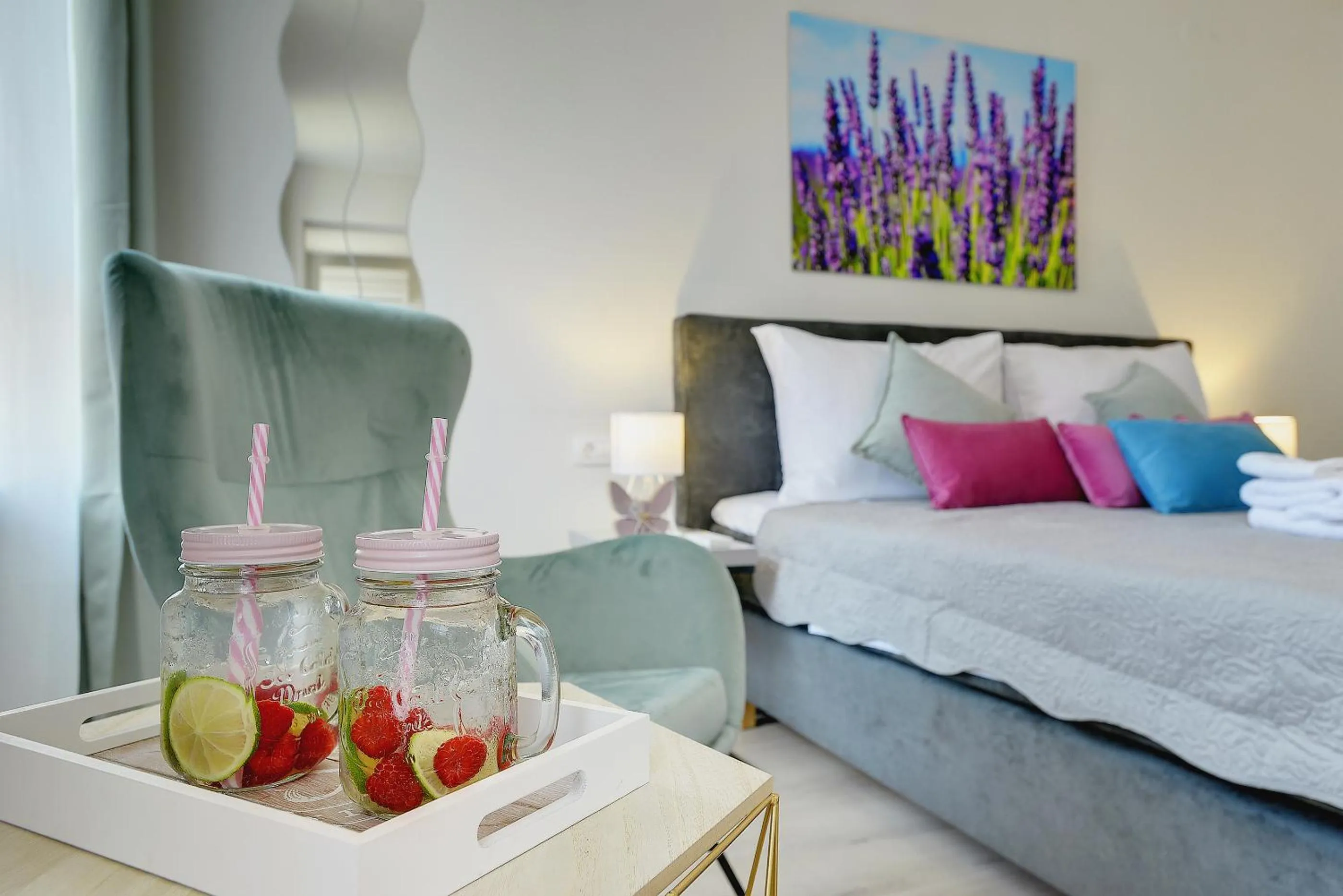 Toilet, Bed in D&A Amphitheatre Apartments with free parking