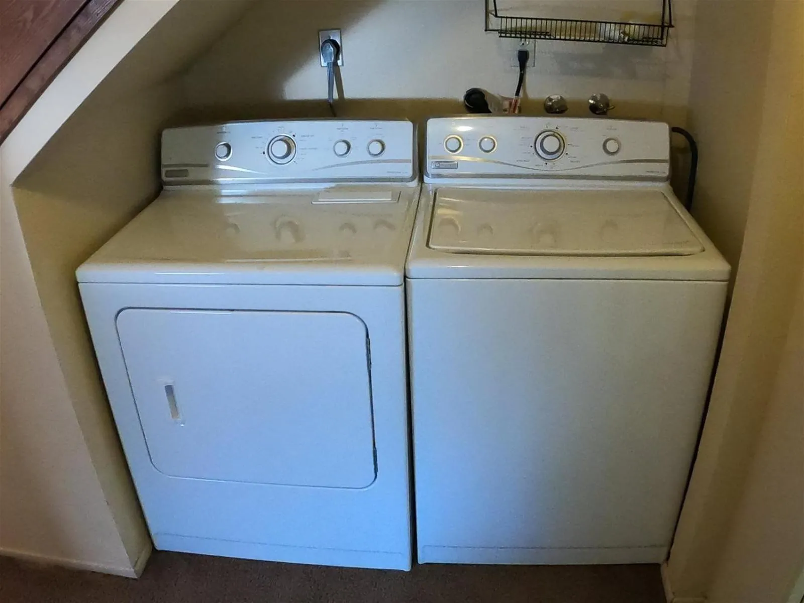 Property building in Rr-edgewater08