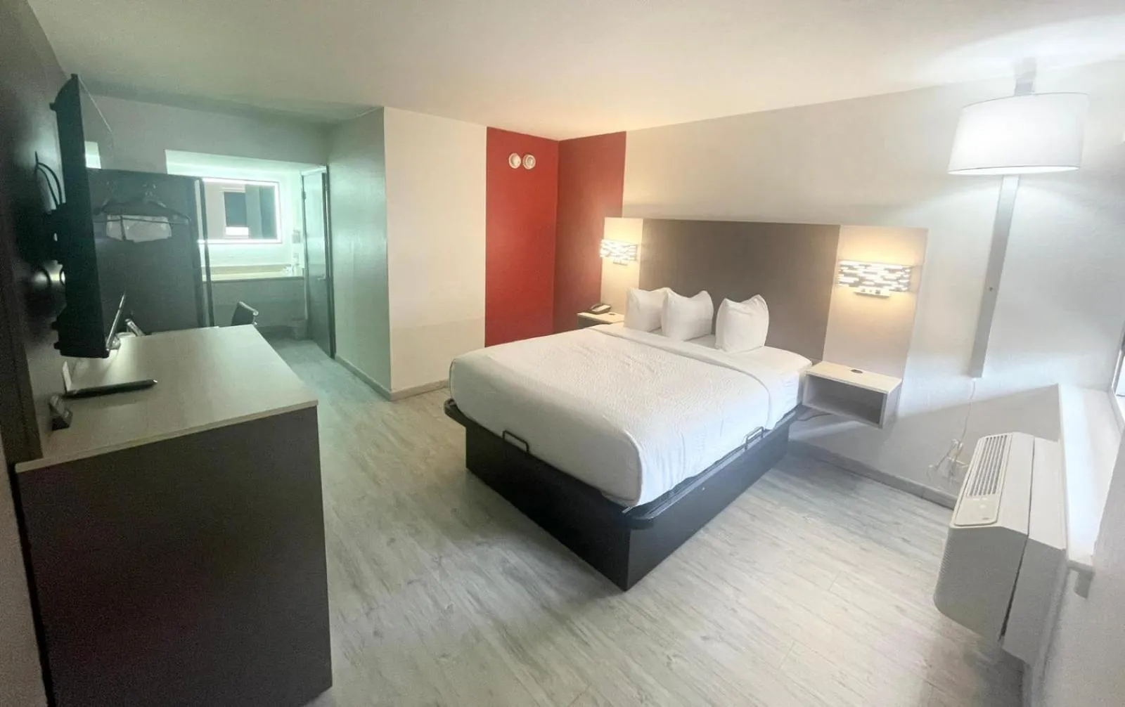 Bedroom, Bed in Ramada by Wyndham Tuscaloosa