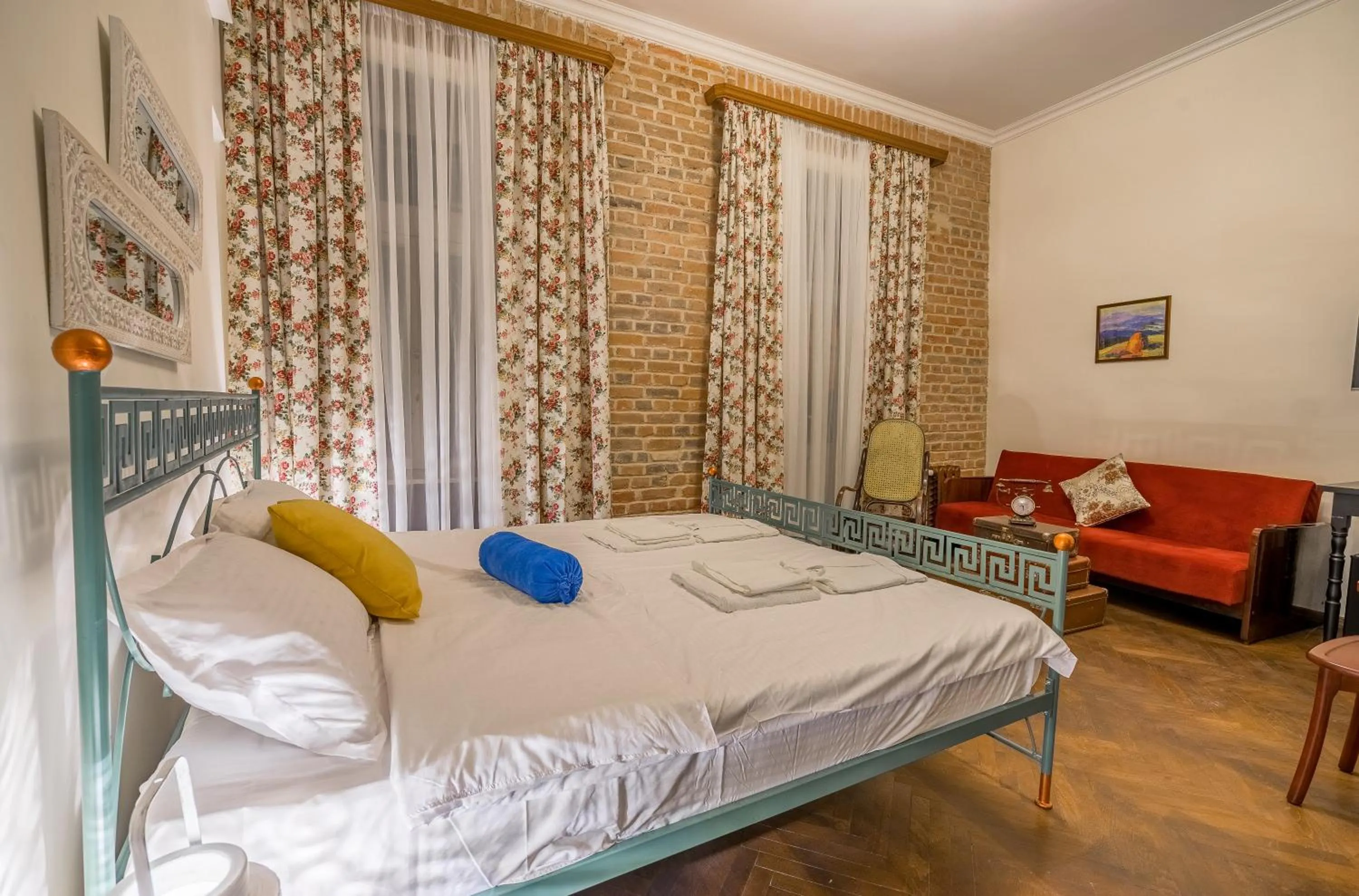 Bed in Doors Meidan Design Hotel