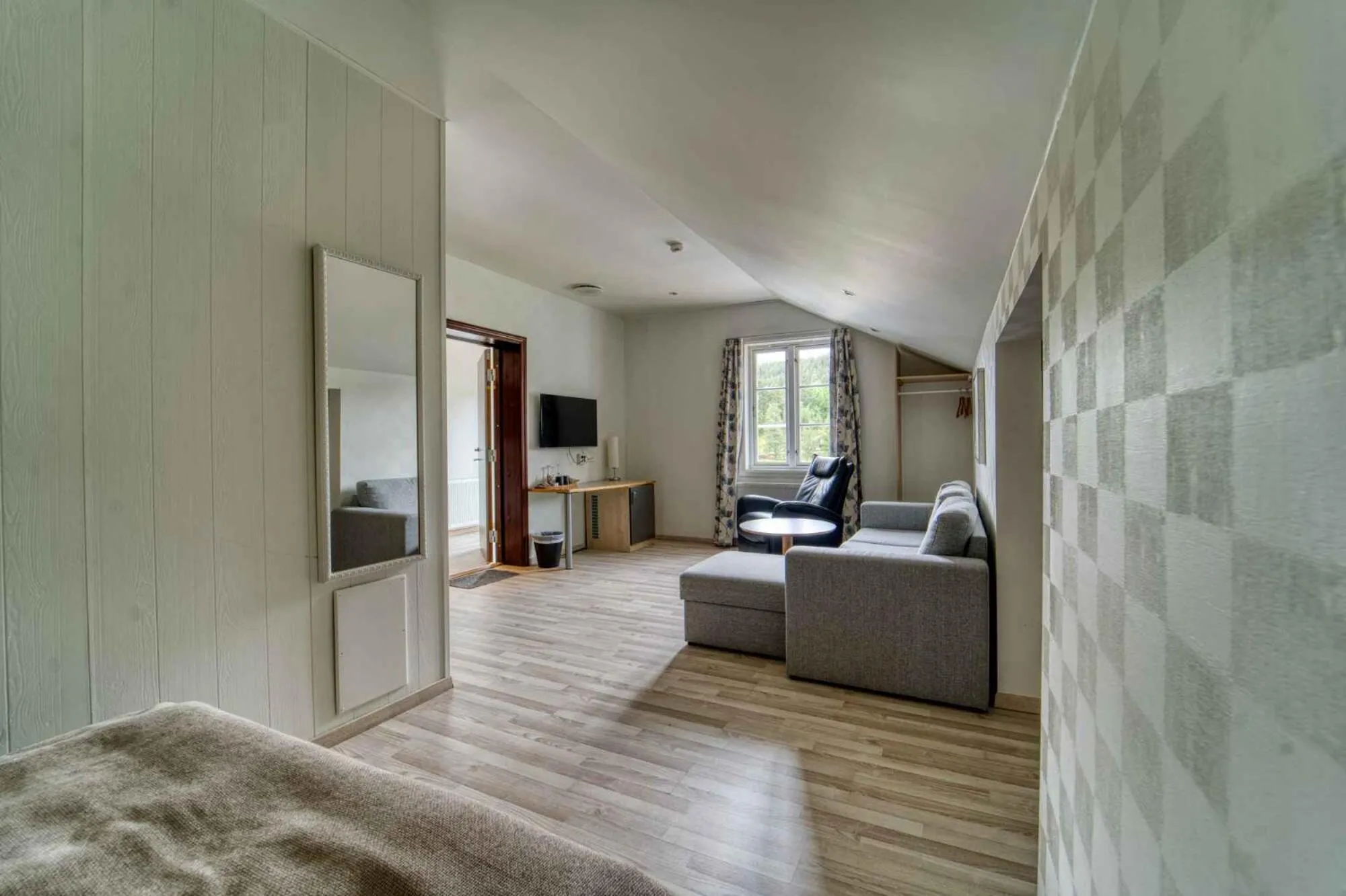 Photo of the whole room, Bed in Sølvgarden Hotel