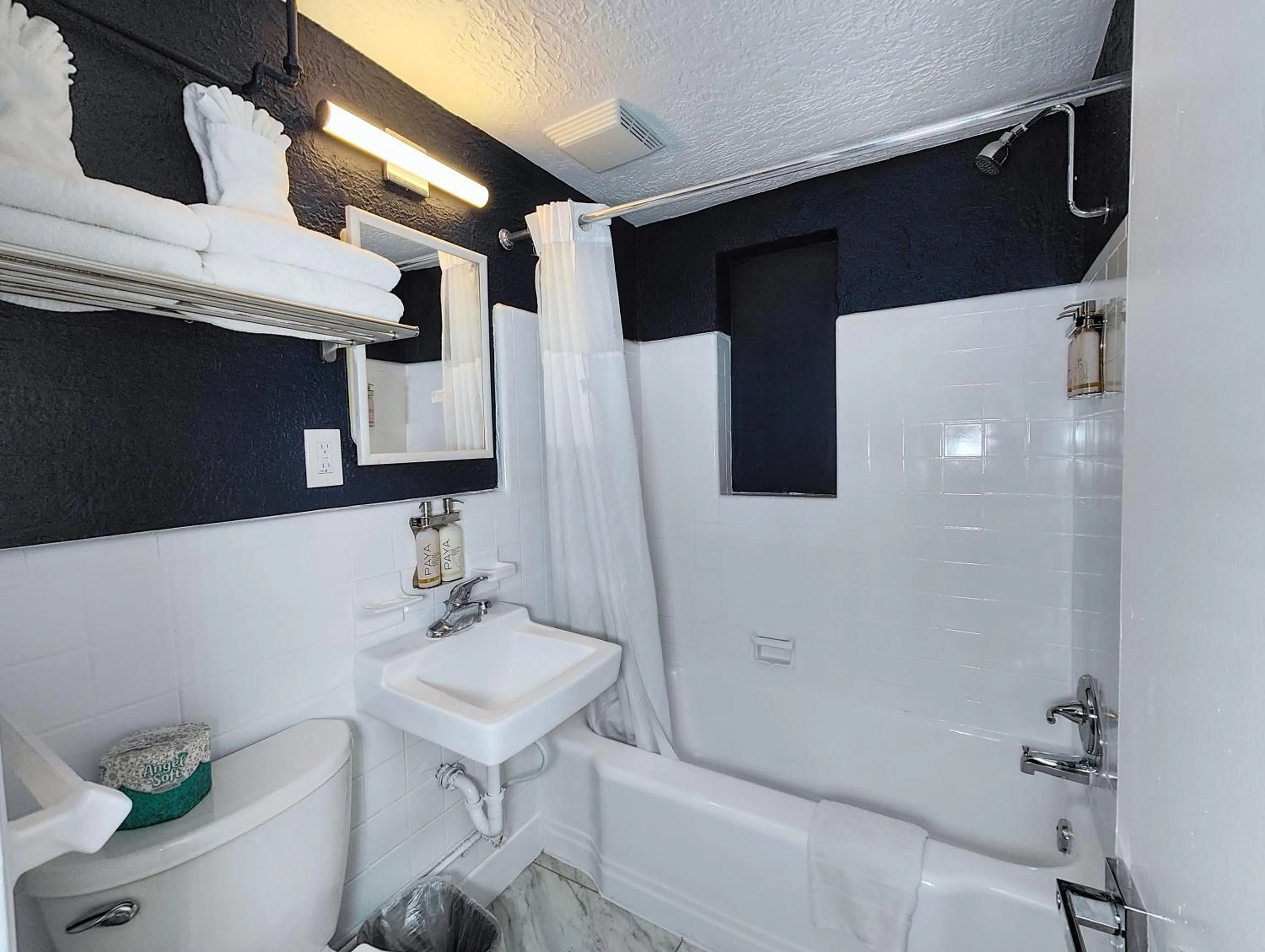 Shower in Tahitian Beach Resort