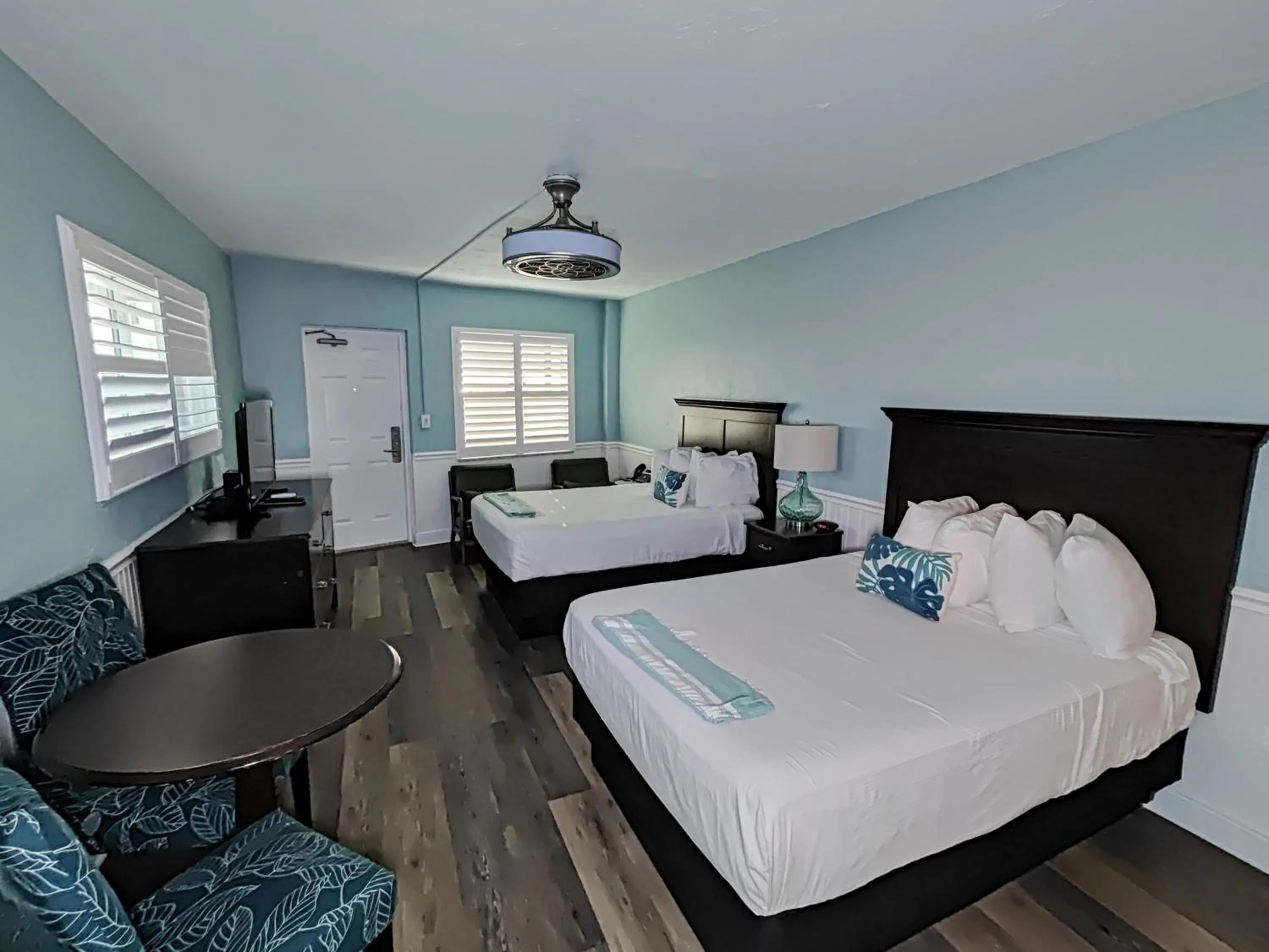 Bed in Tahitian Beach Resort