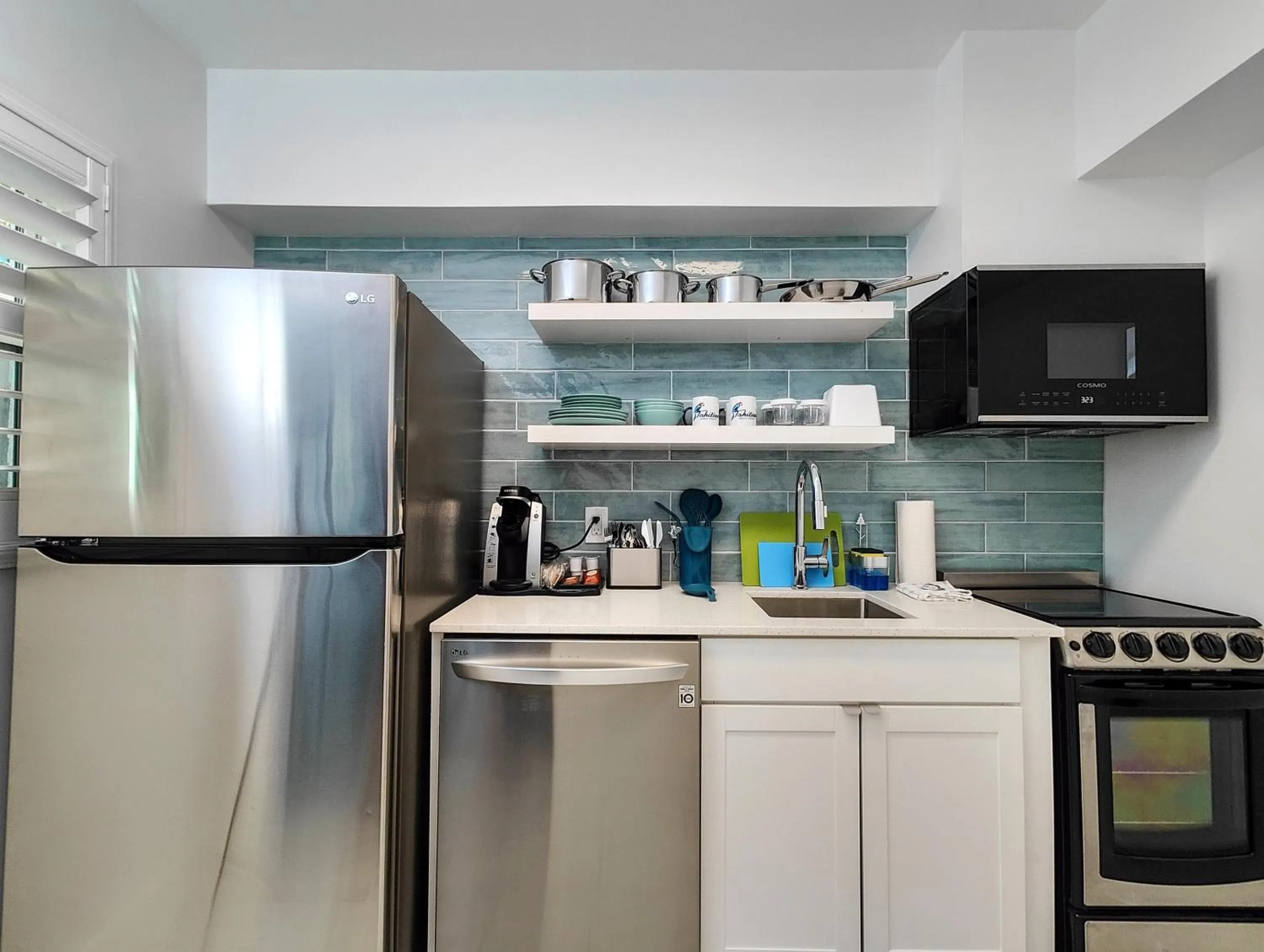 Kitchen or kitchenette in Tahitian Beach Resort