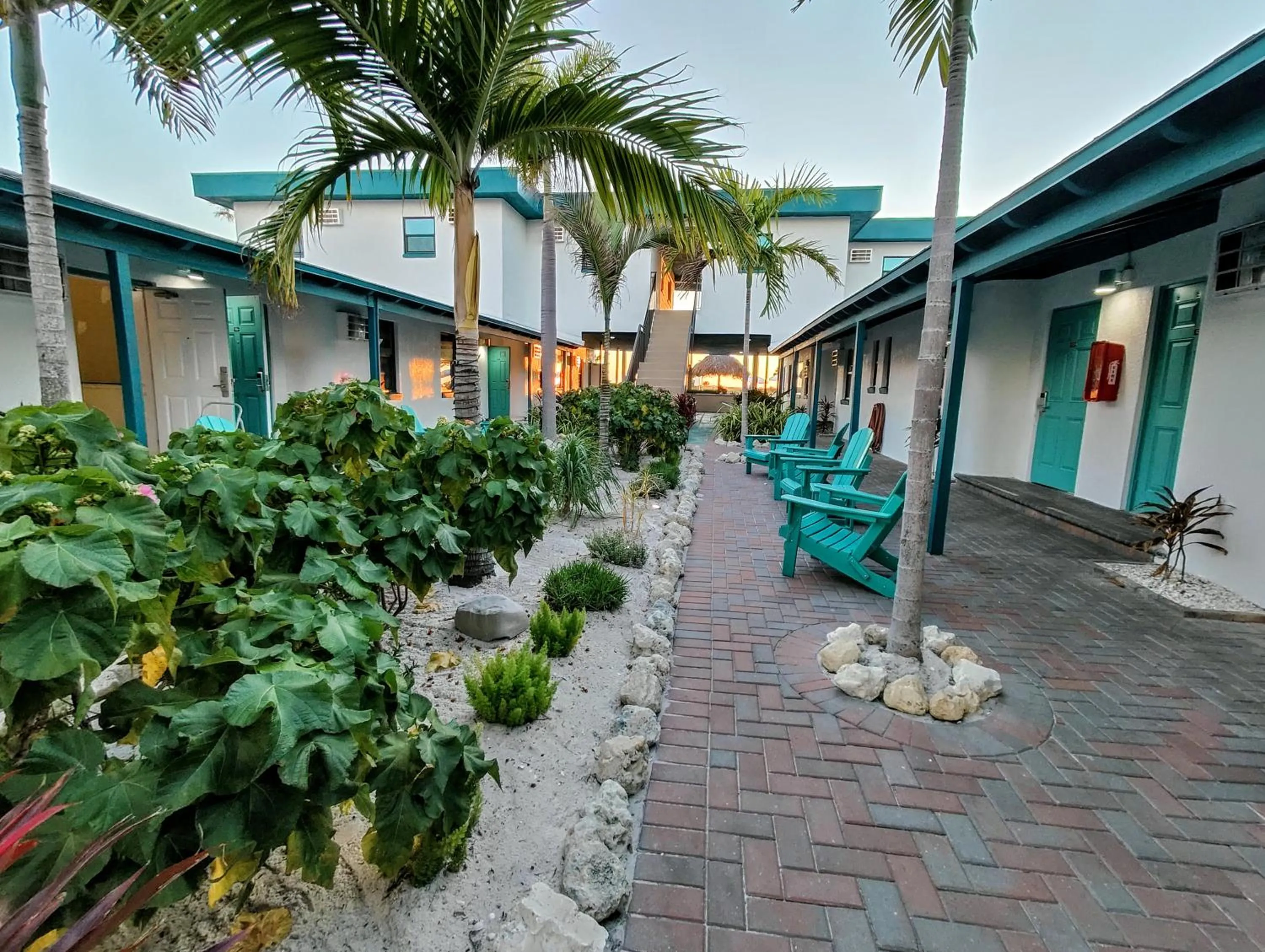 Inner courtyard view in Tahitian Beach Resort