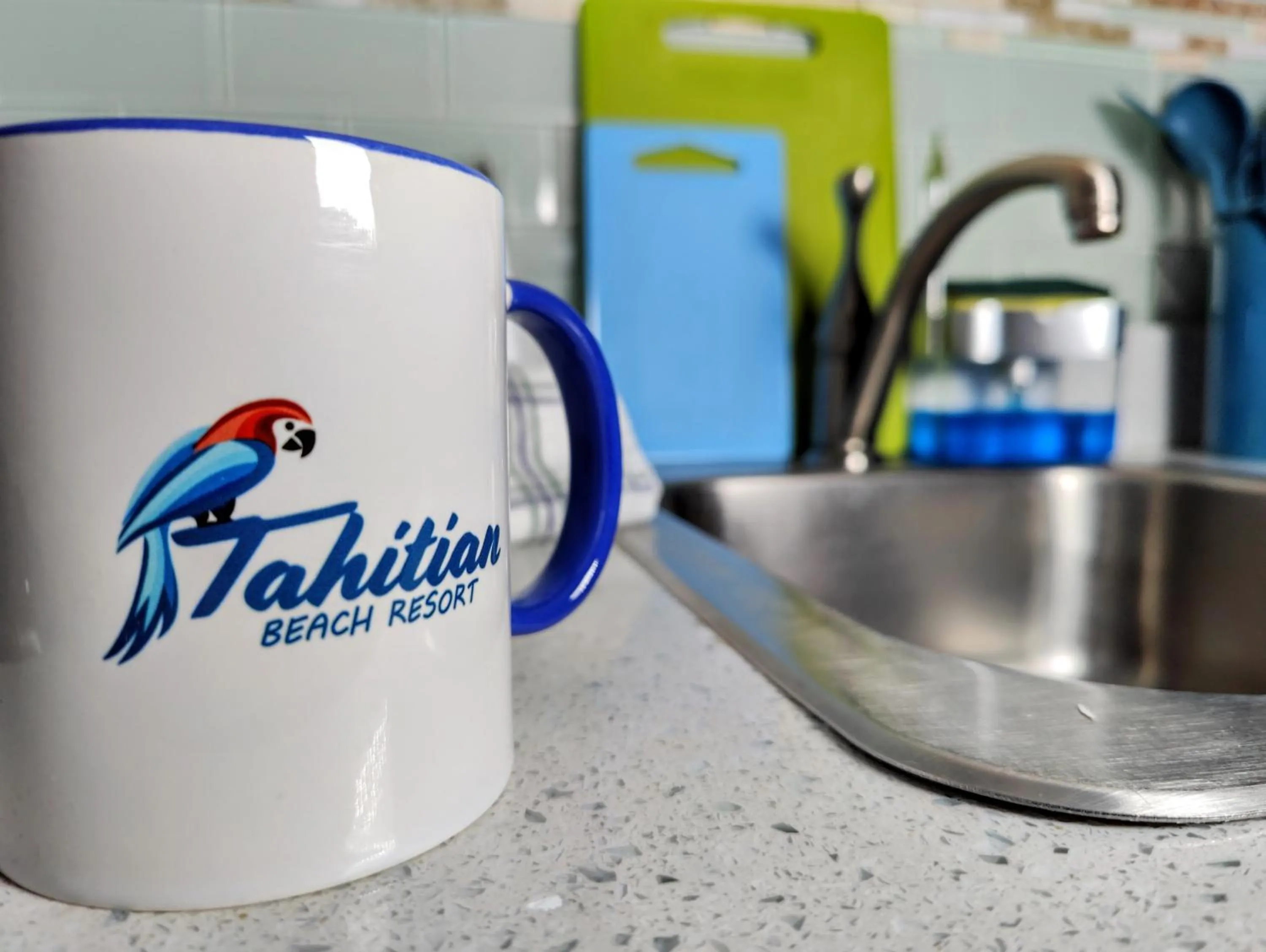 Coffee/tea facilities in Tahitian Beach Resort