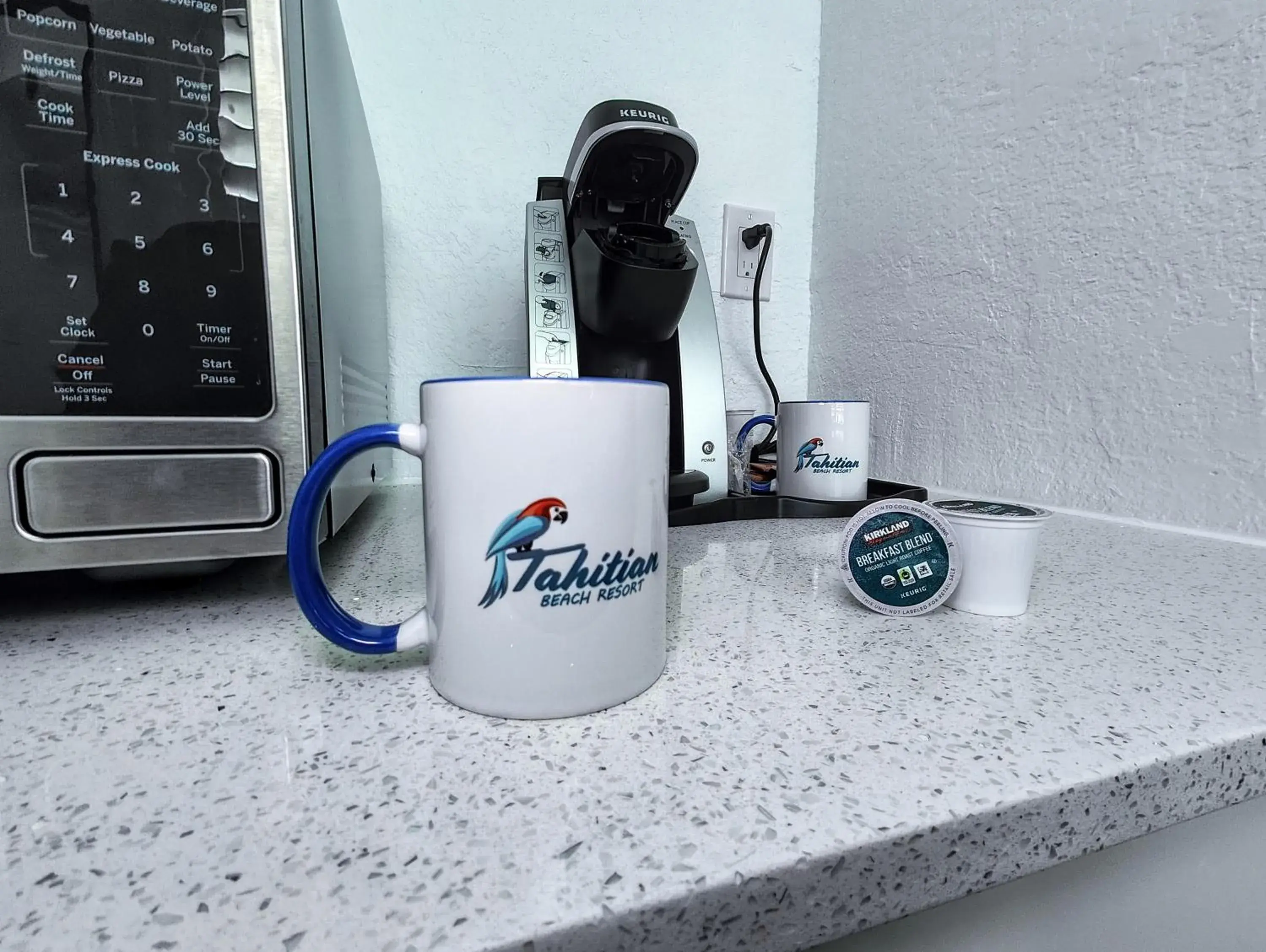 Standard Room With Two Double Beds - Pool View in Tahitian Beach Resort Standard Room With Two Double Beds - Pool View in Tahitian Beach Resort