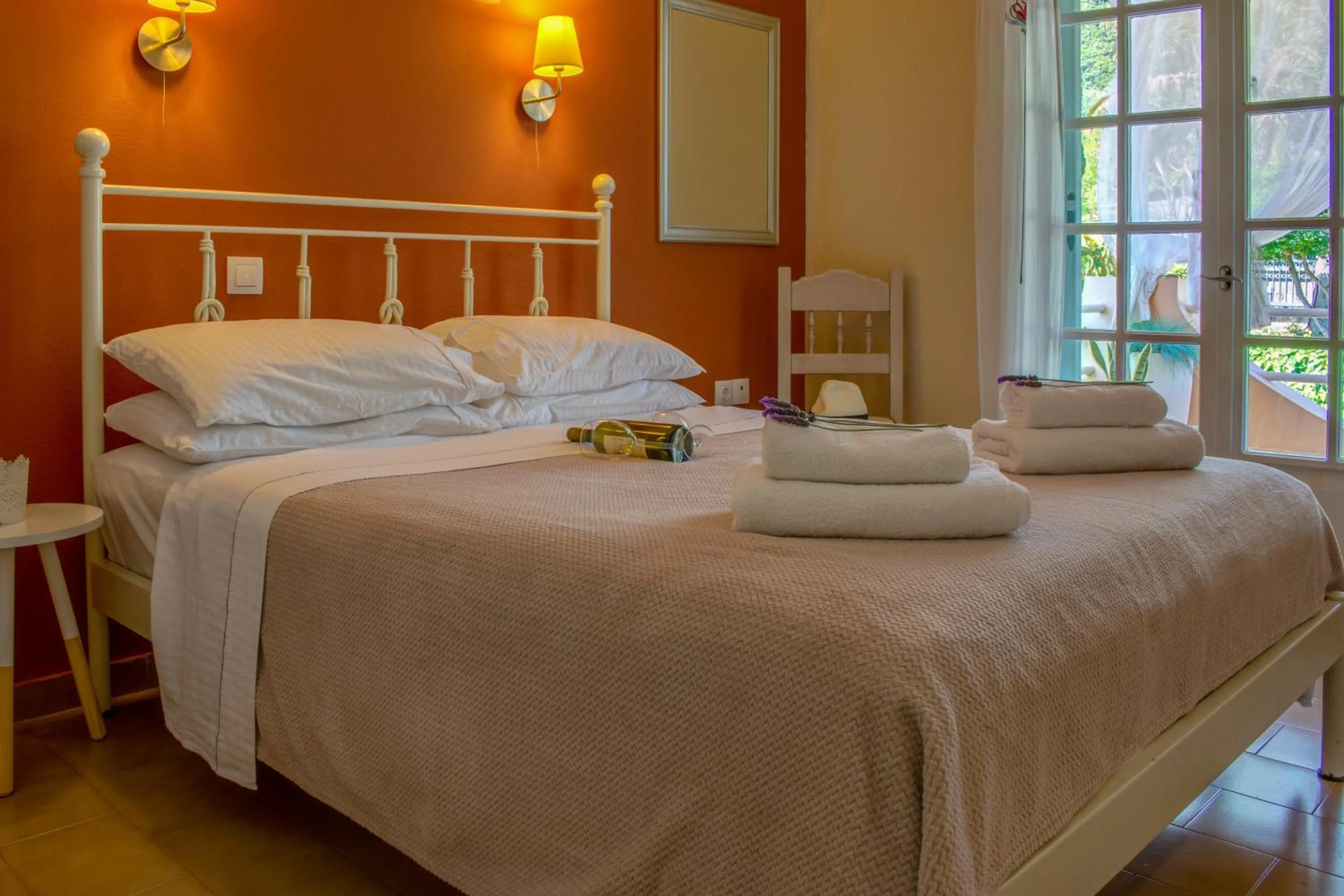 Bed in Kapella Apartments