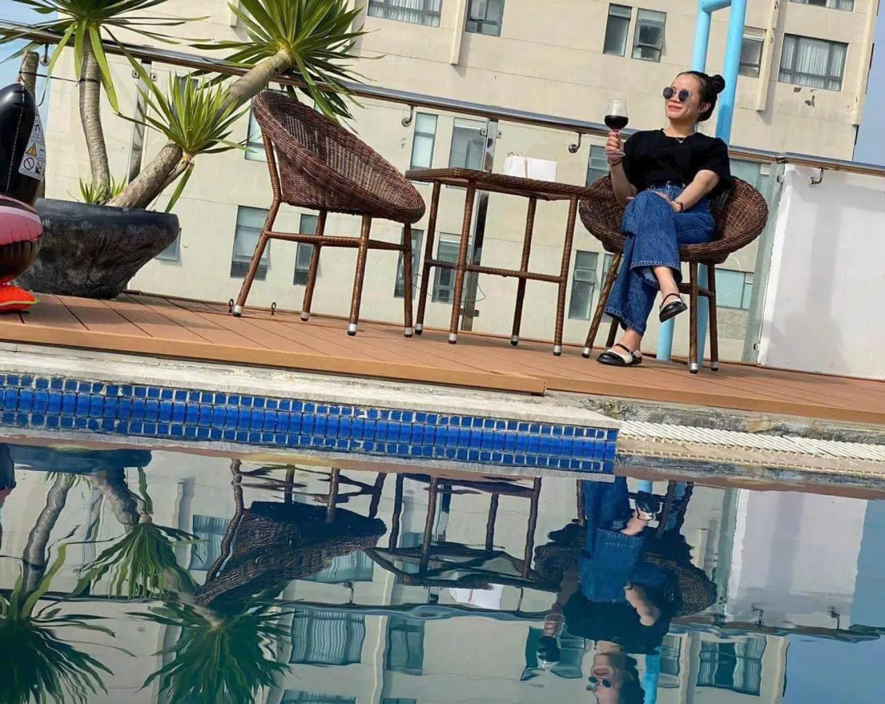 Swimming pool in Phuong Tran Apartment and Hotel