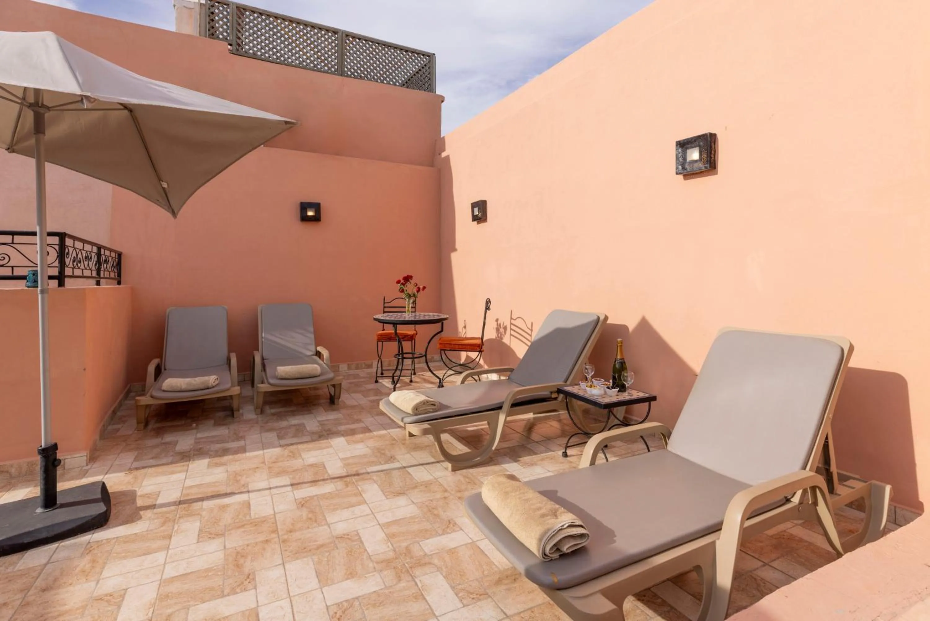 Patio in Riad Arbre Bleu