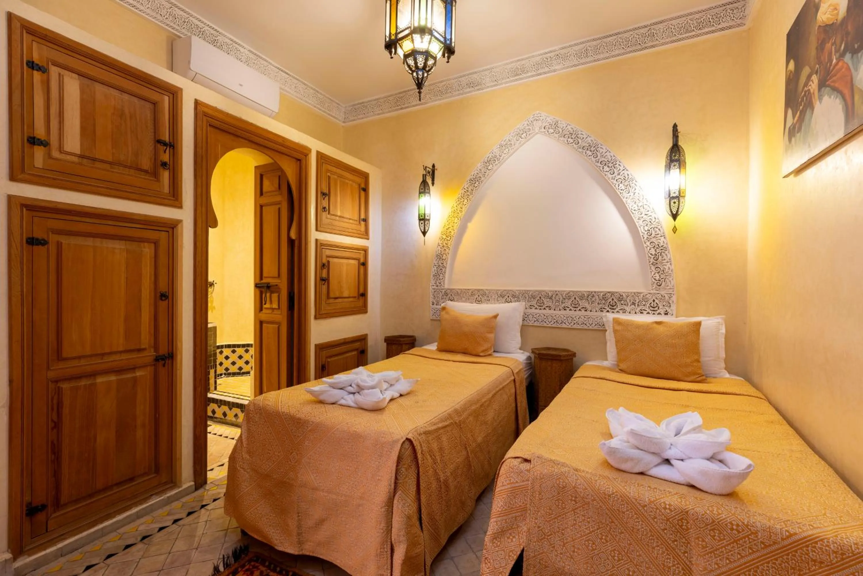 Bed in Riad Arbre Bleu