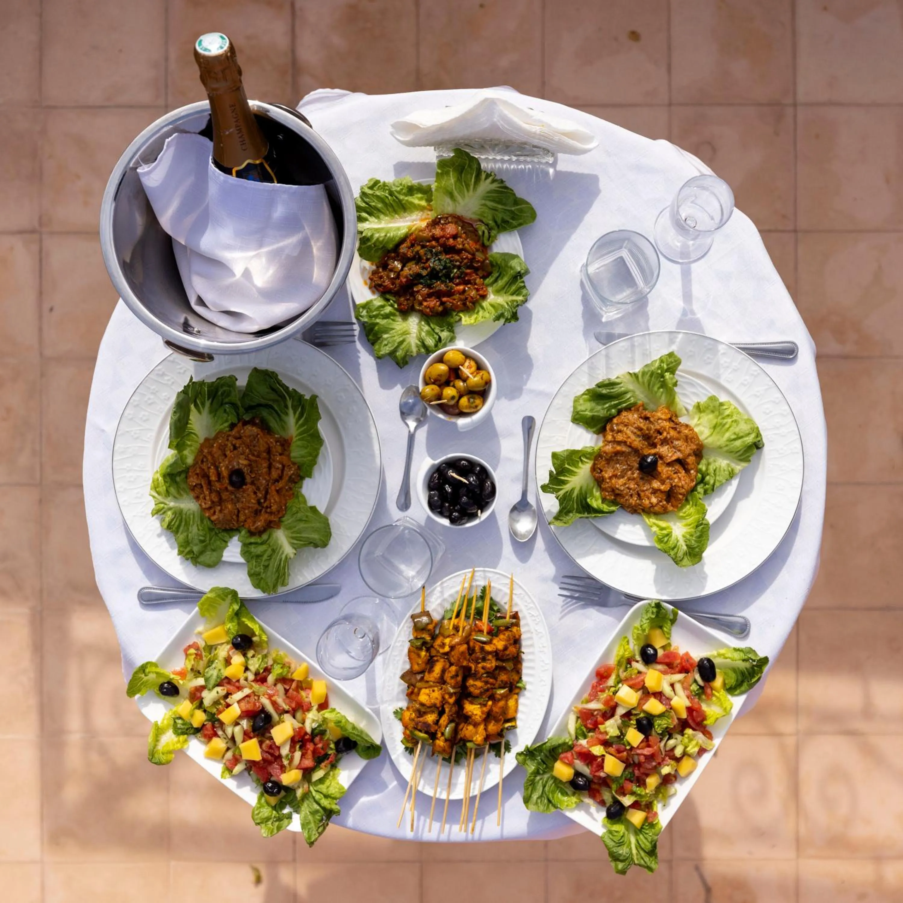 Food and drinks in Riad Arbre Bleu