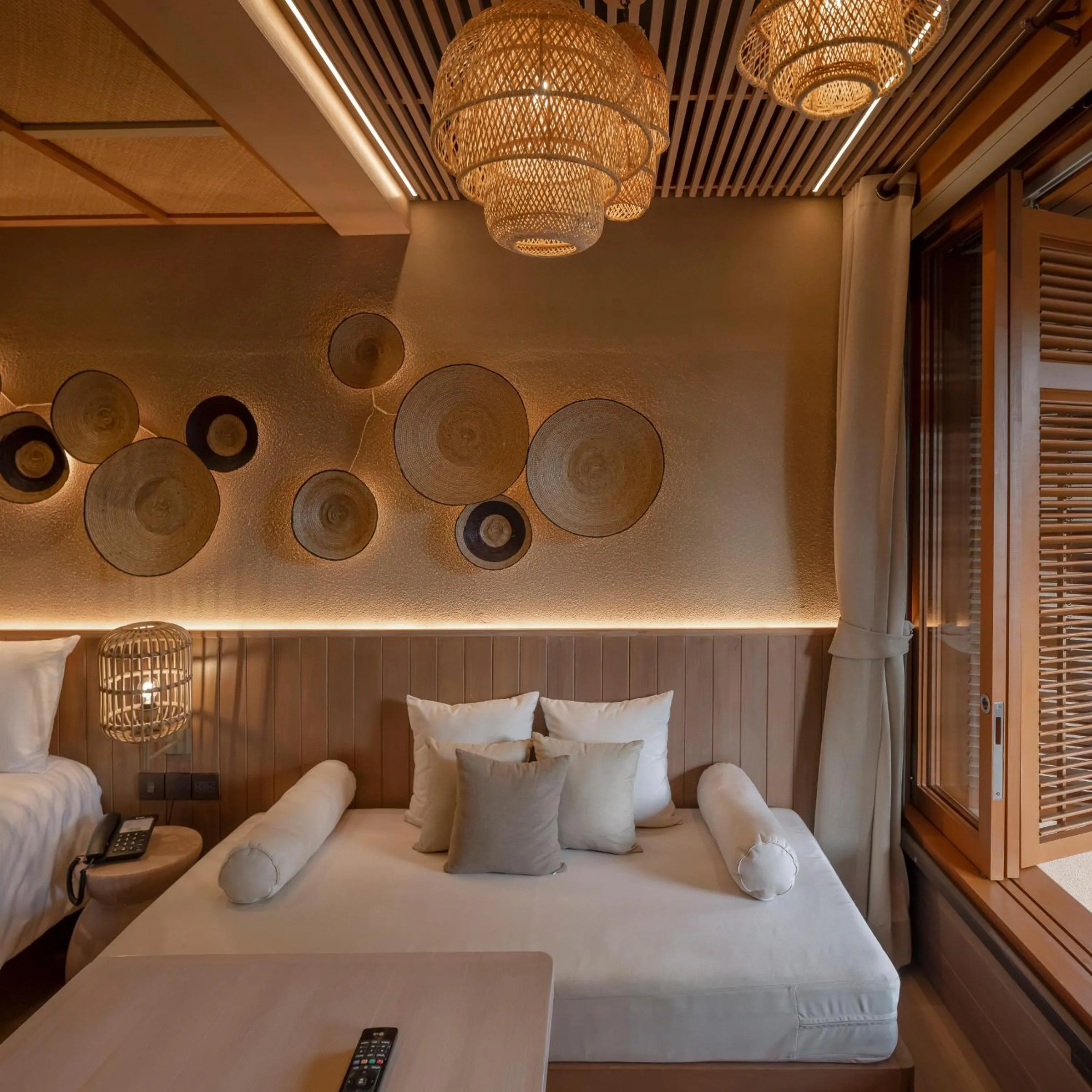 Seating area, Bed in The Spa Resorts - Lamai Beach