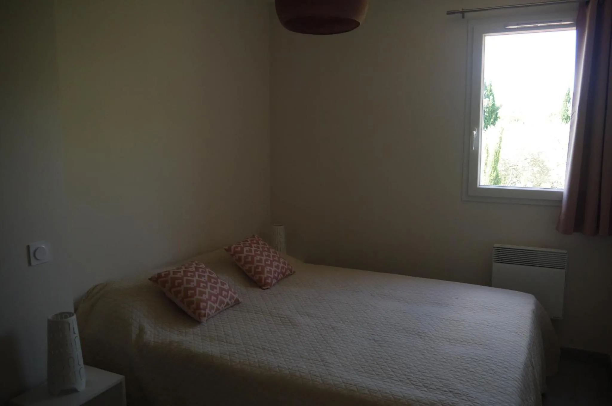 Bed in Les Oliviers