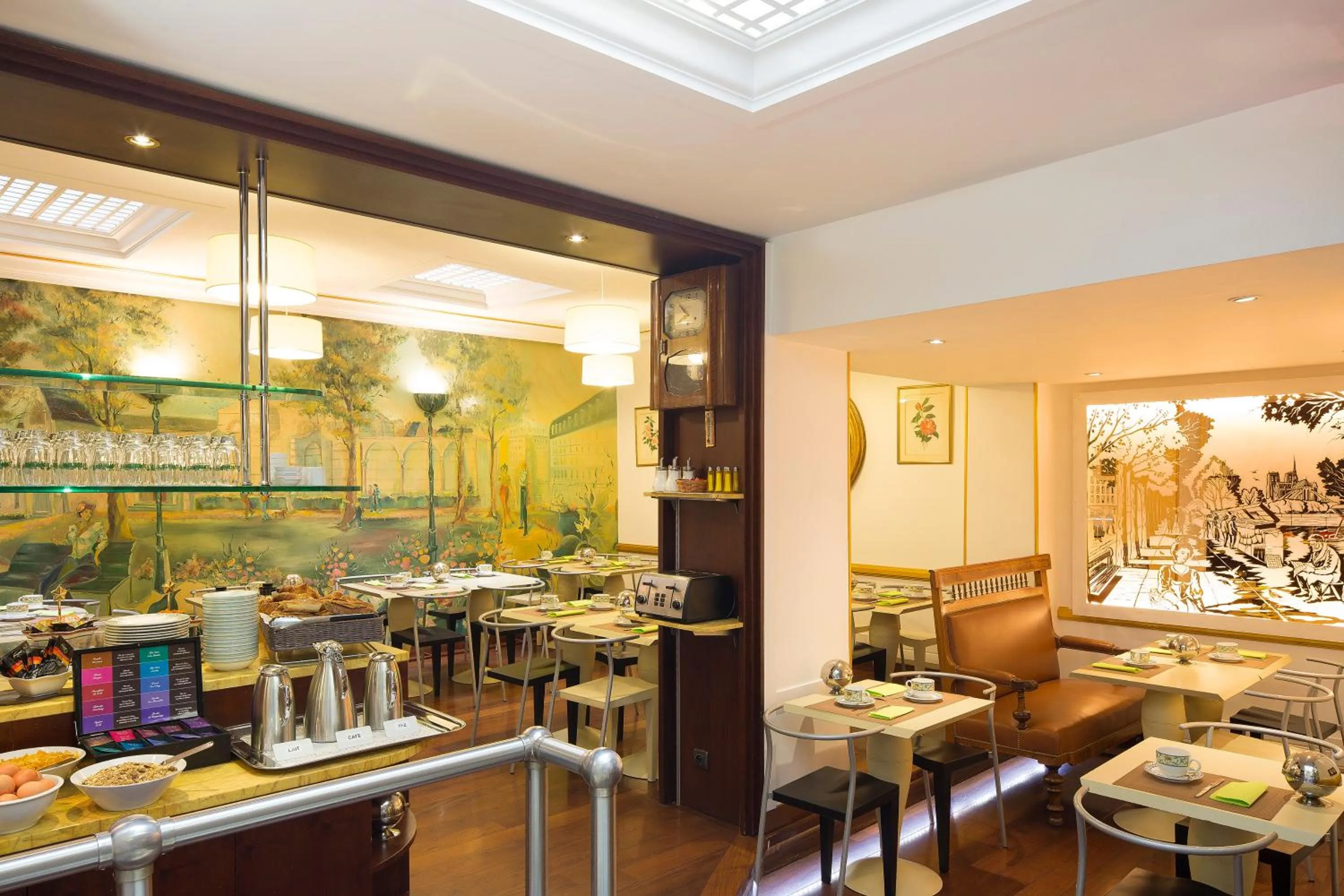 Restaurant/places to eat in Hôtel du Levant