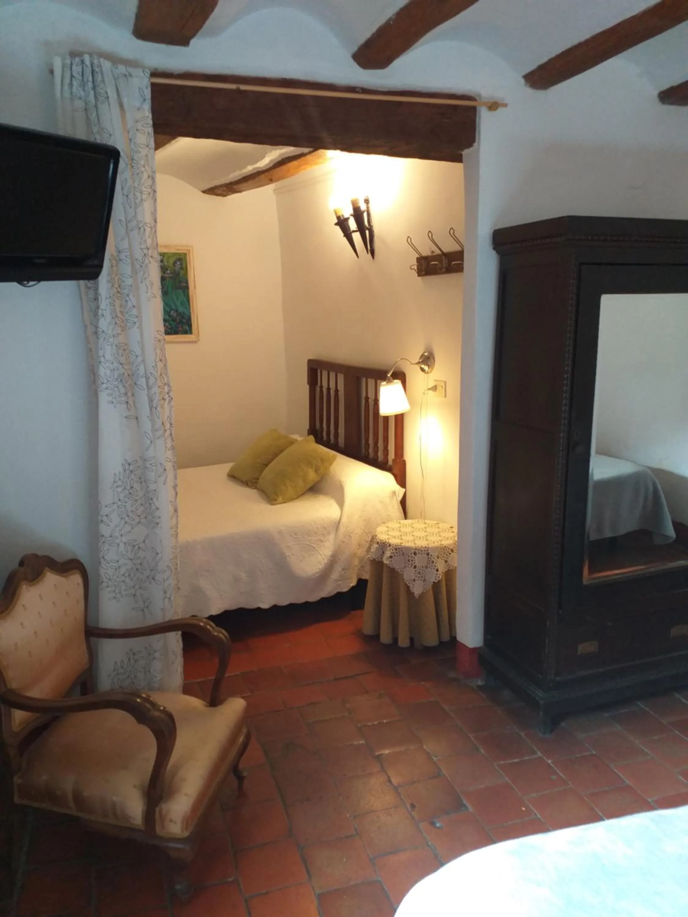 Quadruple Room in Fonda Del Tozal
