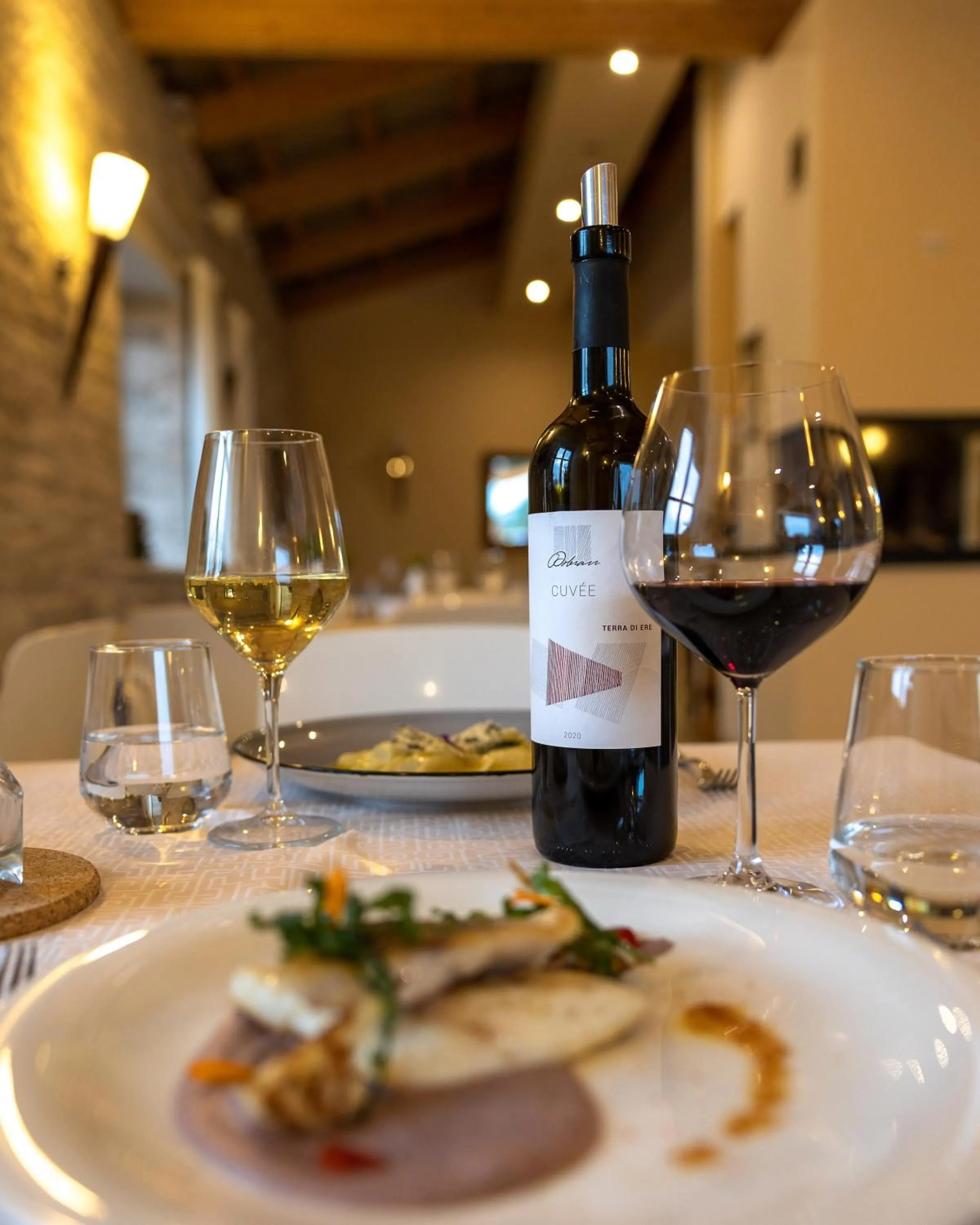 VELANERA Hotel & Restaurant