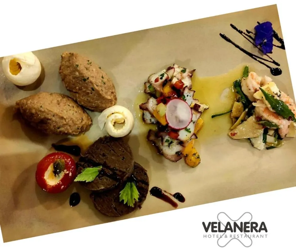 Food and drinks in VELANERA Hotel & Restaurant