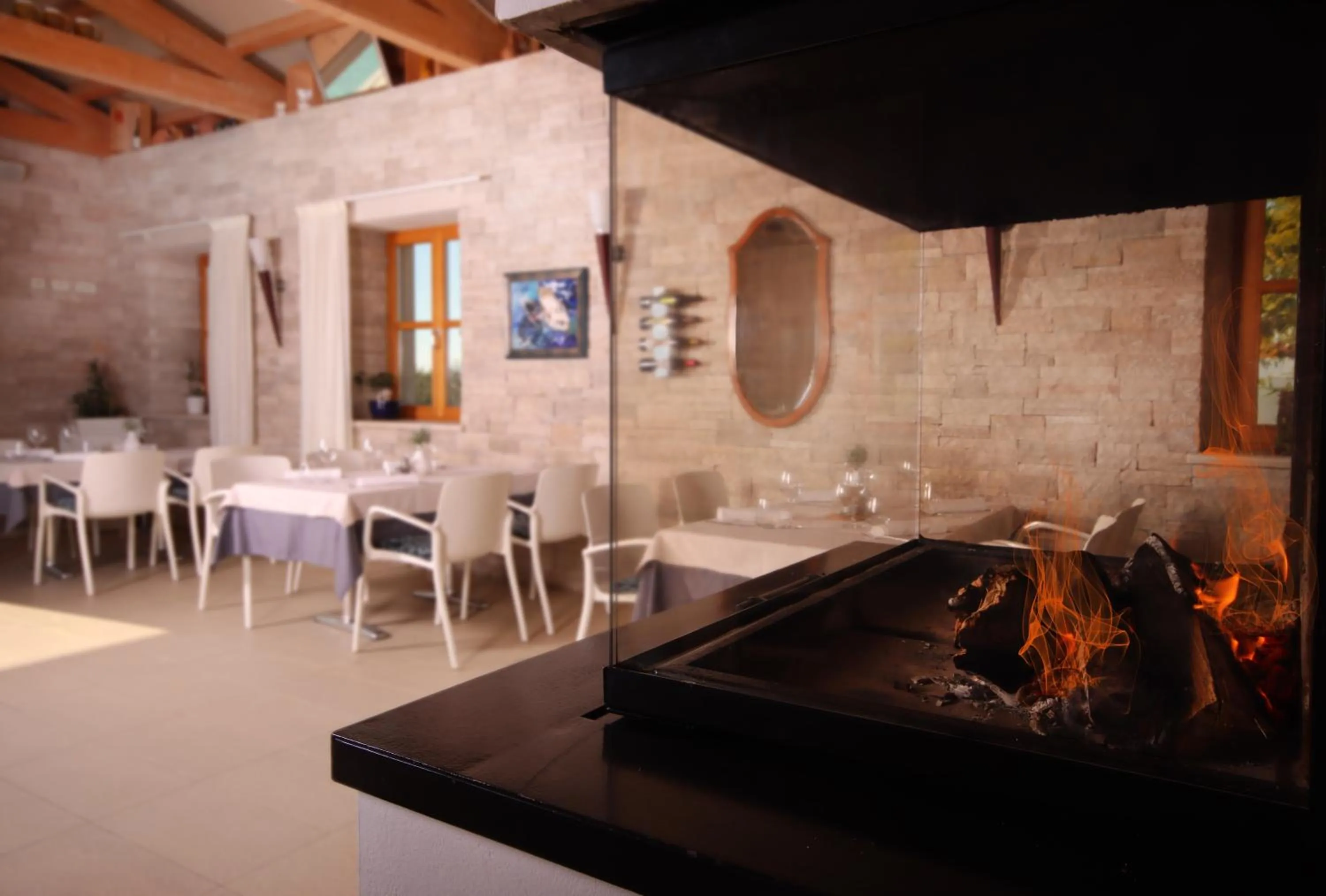 Restaurant/places to eat in VELANERA Hotel & Restaurant