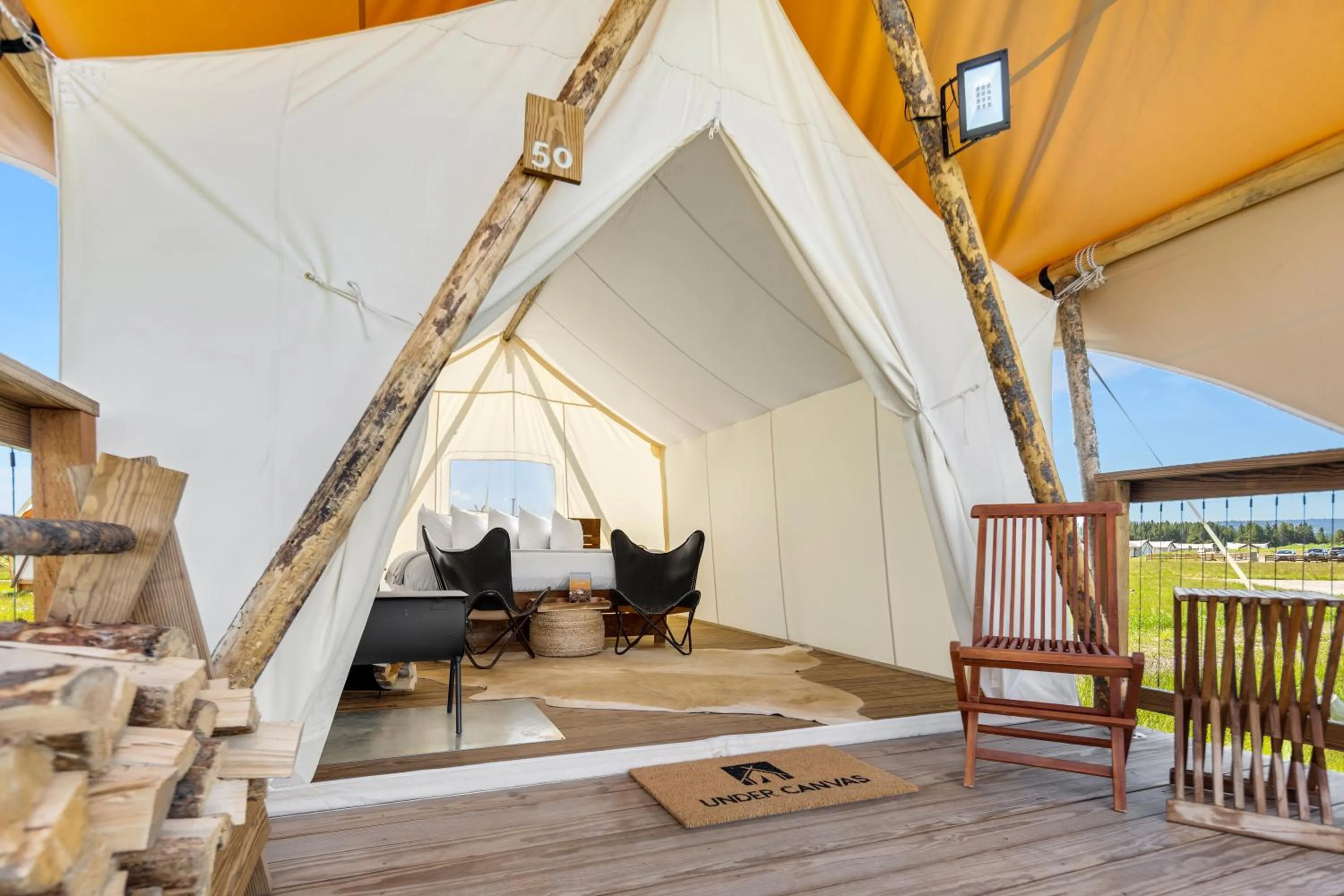 Bedroom in Under Canvas West Yellowstone